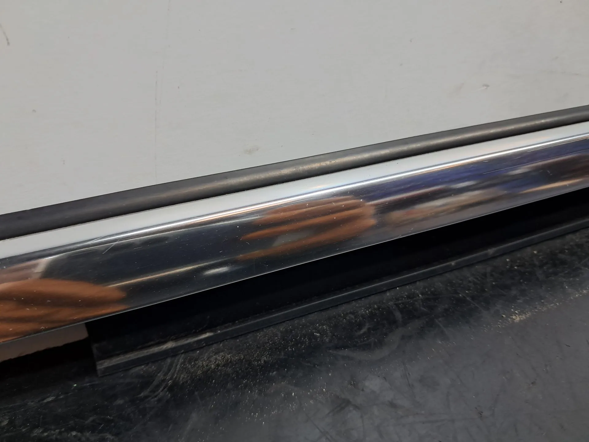 Raspador Vidrio de Puerta Trasera Derecha AUDI A4 Allroad (8KH, B8) Imagem-2