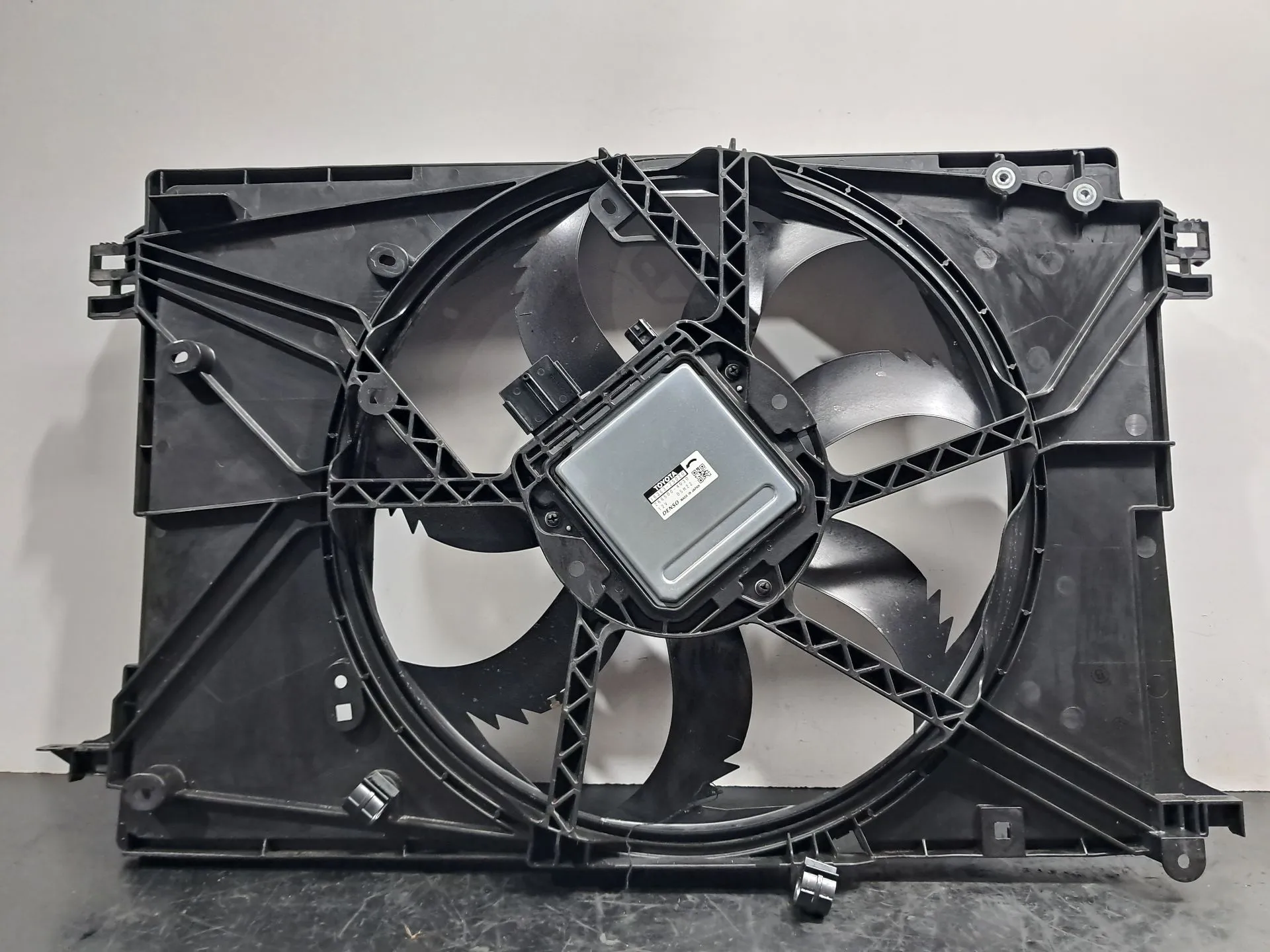 Termoventilador TOYOTA RAV4 V (_A5_, _H5_) | 2018 - 2025