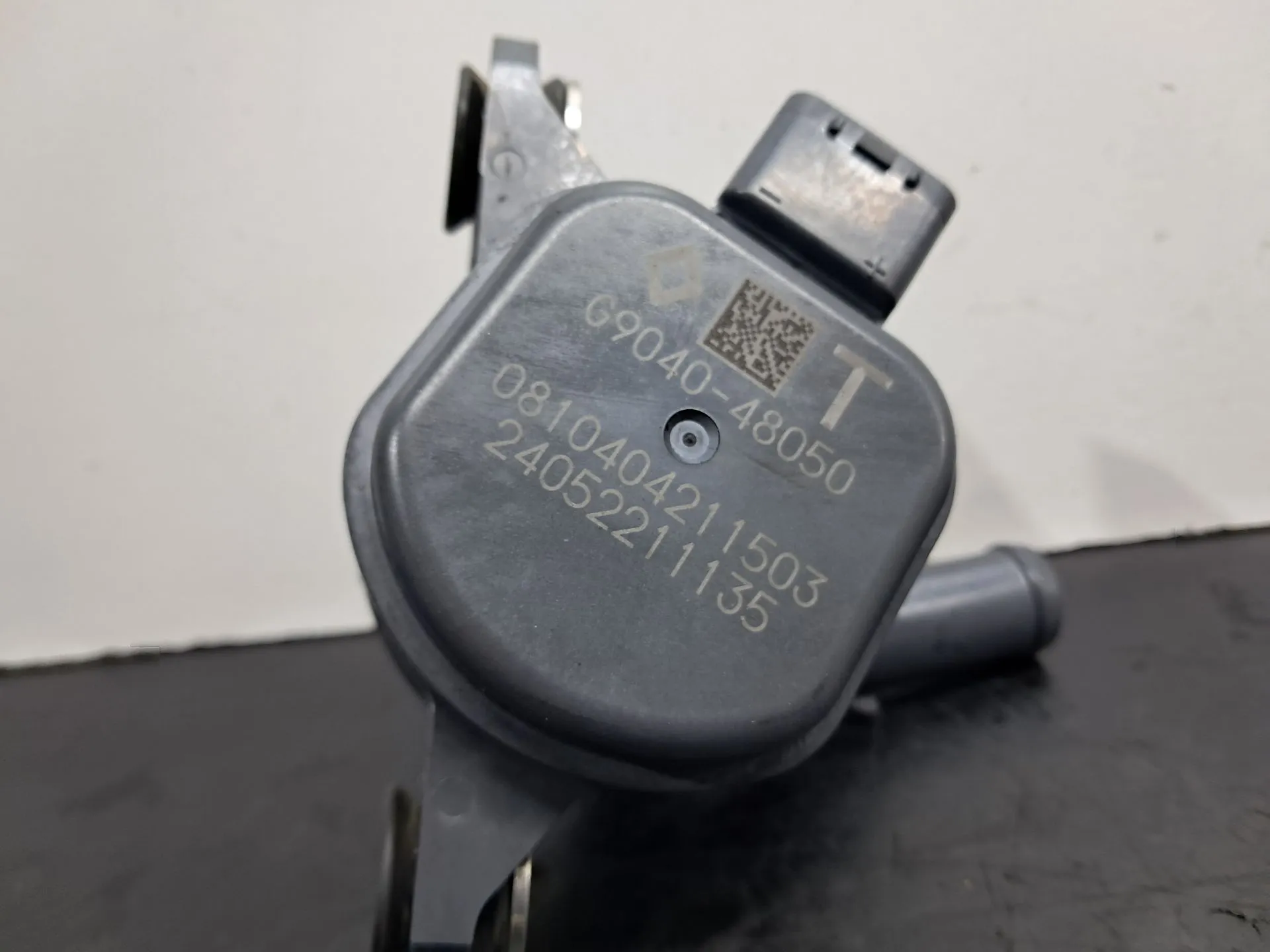 Bomba de agua adicional TOYOTA RAV4 V (_A5_, _H5_) Imagem-1