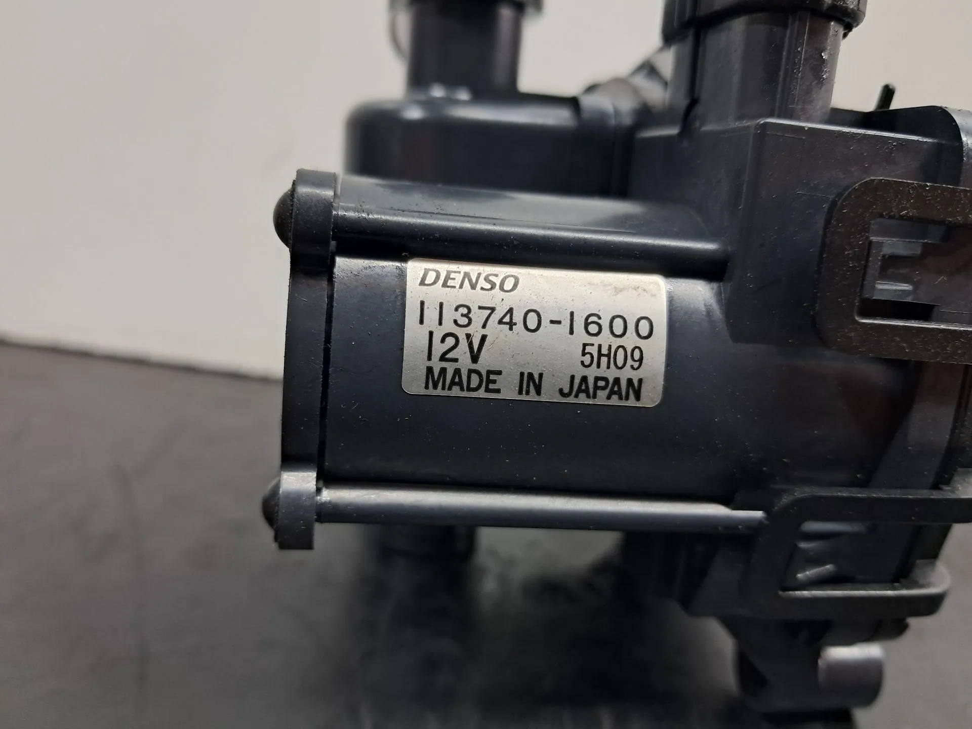 Bomba de água adicional TOYOTA RAV4 V (_A5_, _H5_) Imagem-1