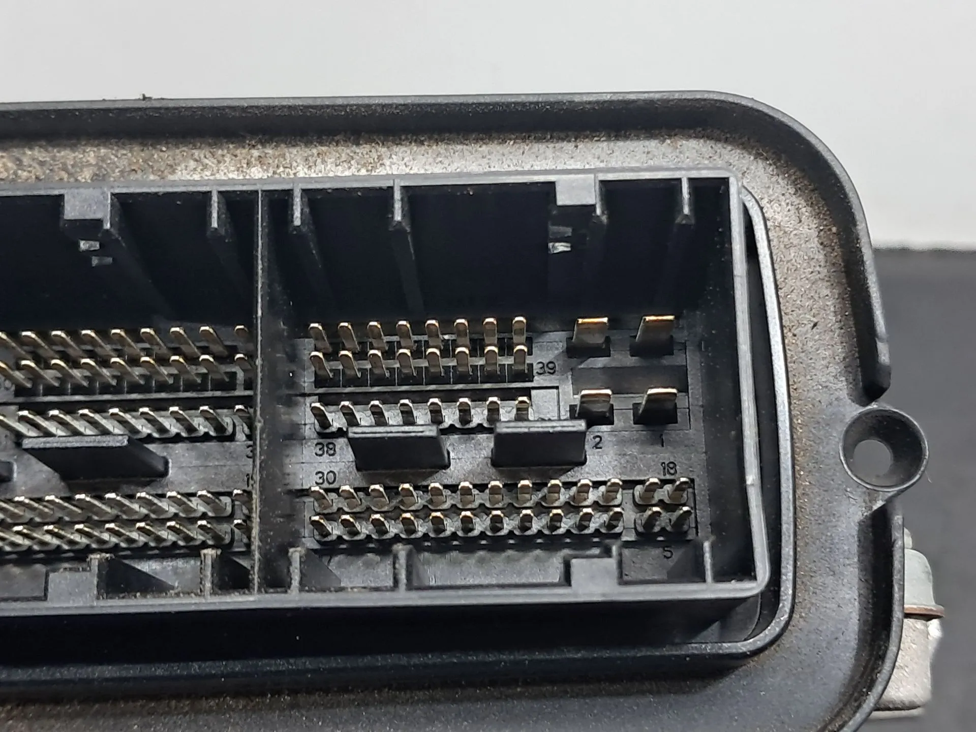 Centralina motor / ECU BMW 5 Gran Turismo (F07) Imagem-7