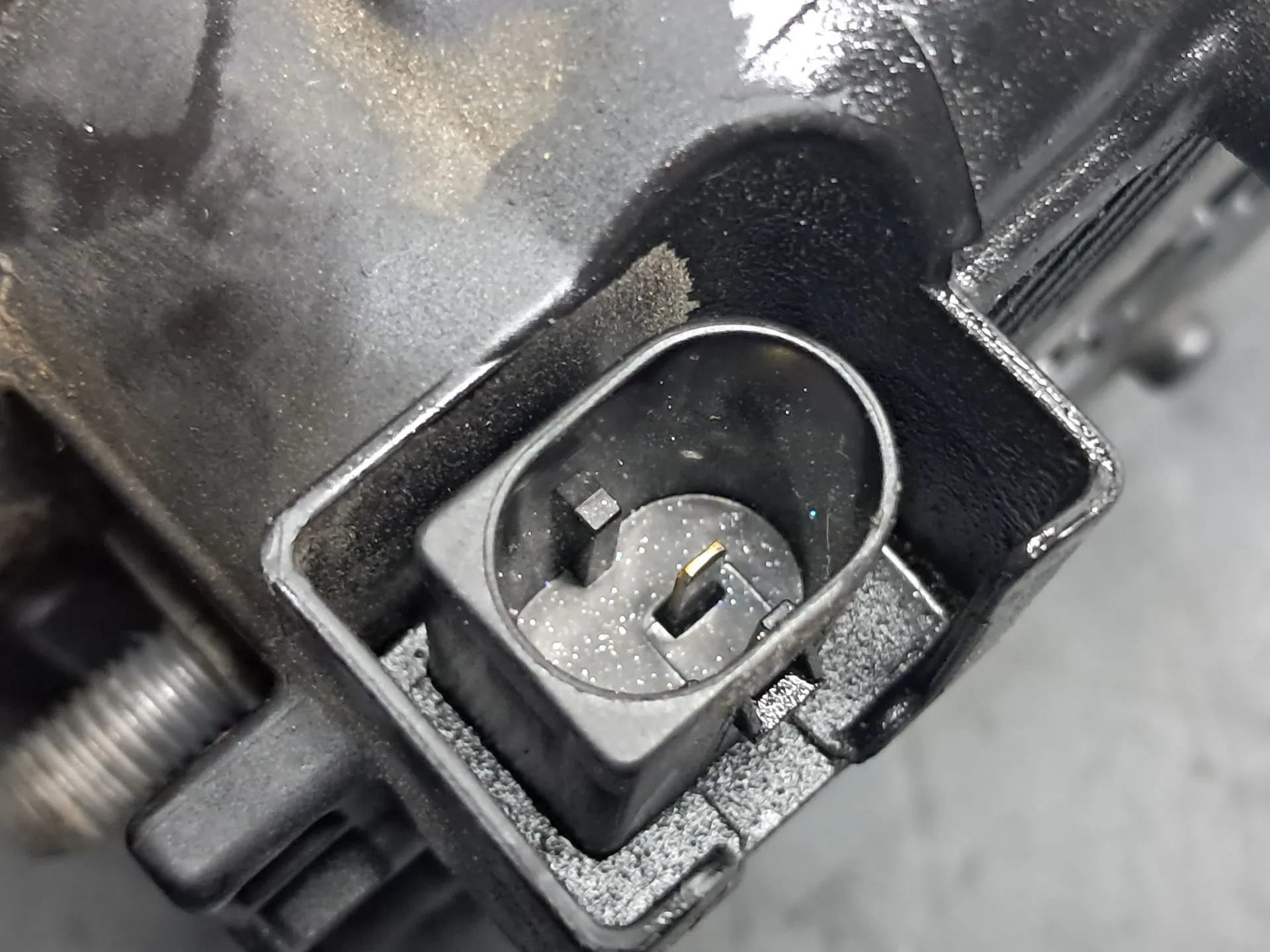 Alternador BMW 5 Gran Turismo (F07) Imagem-4