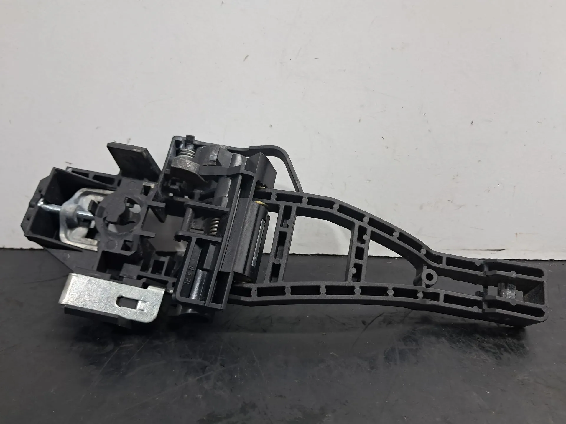 Soporte Manija puerta Delantera Derecha FORD Focus III Imagem-2