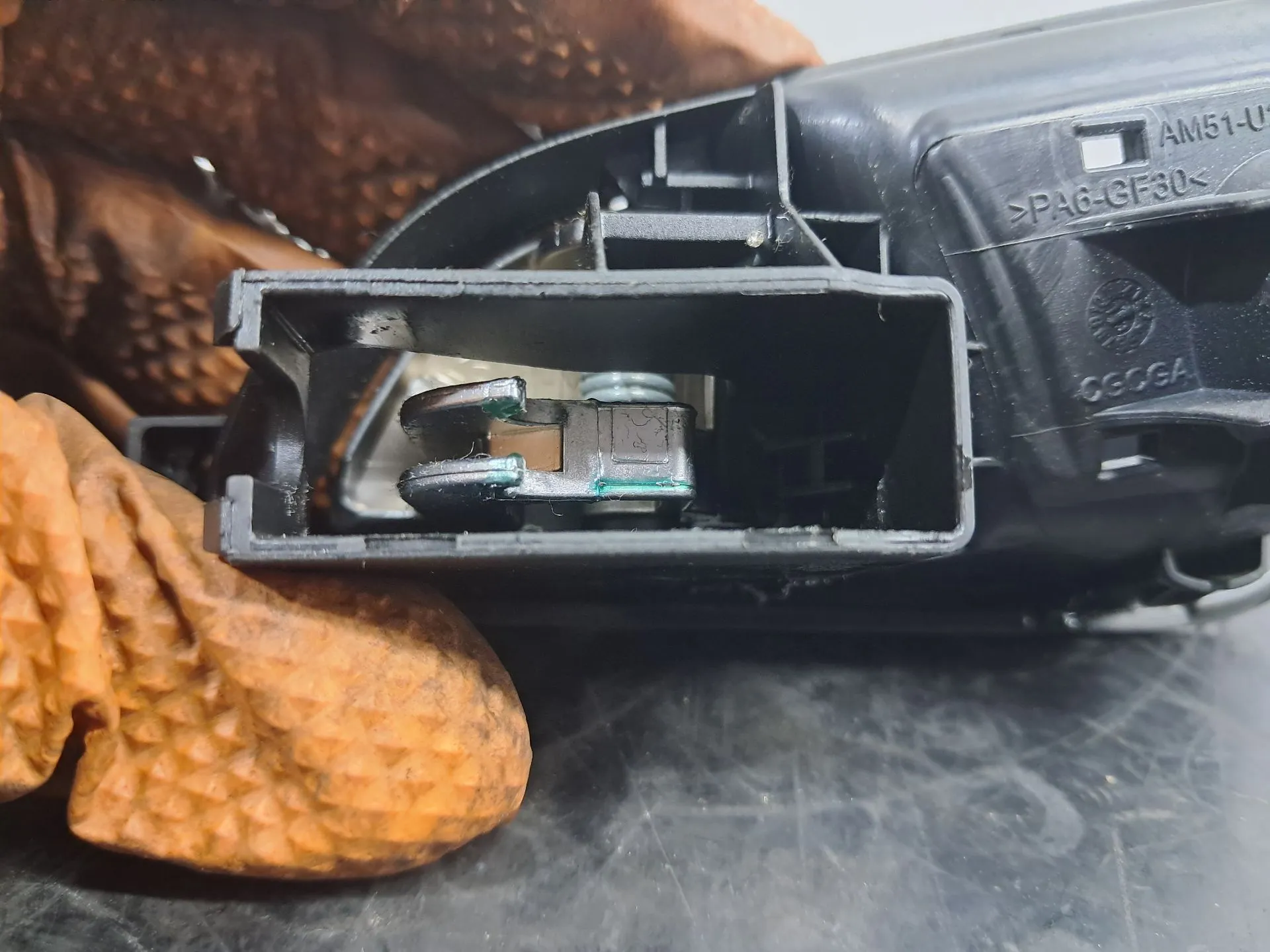Maniglia interna porta anteriore destra FORD Focus III Imagem-3