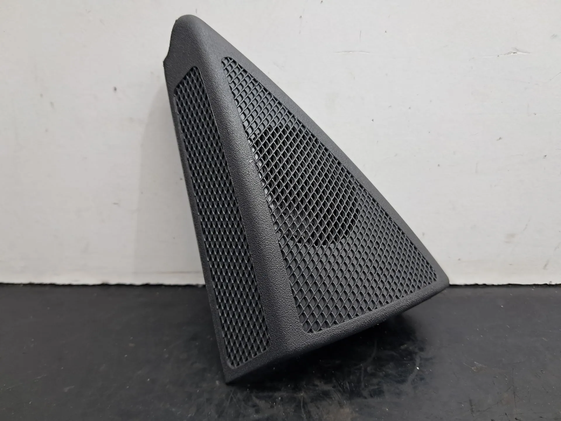 Tampa / cobertura genérica MERCEDES-BENZ Classe E (W211) | 2002 - 2009