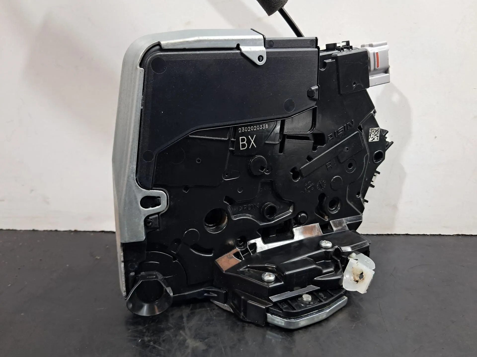 Fechadura / fecho porta FT DT LEXUS NX II (_A2_, _H2_) | 2021 - 2025
