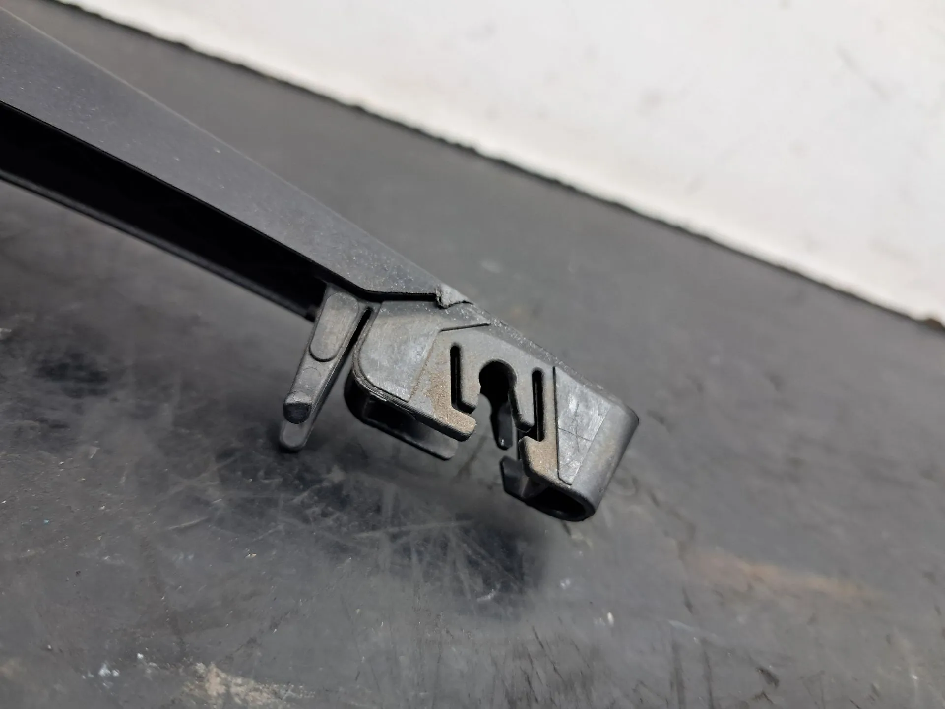 Braço / haste limpa vidros TR OPEL Adam (M13) | 2012 - 2019 Imagem-3