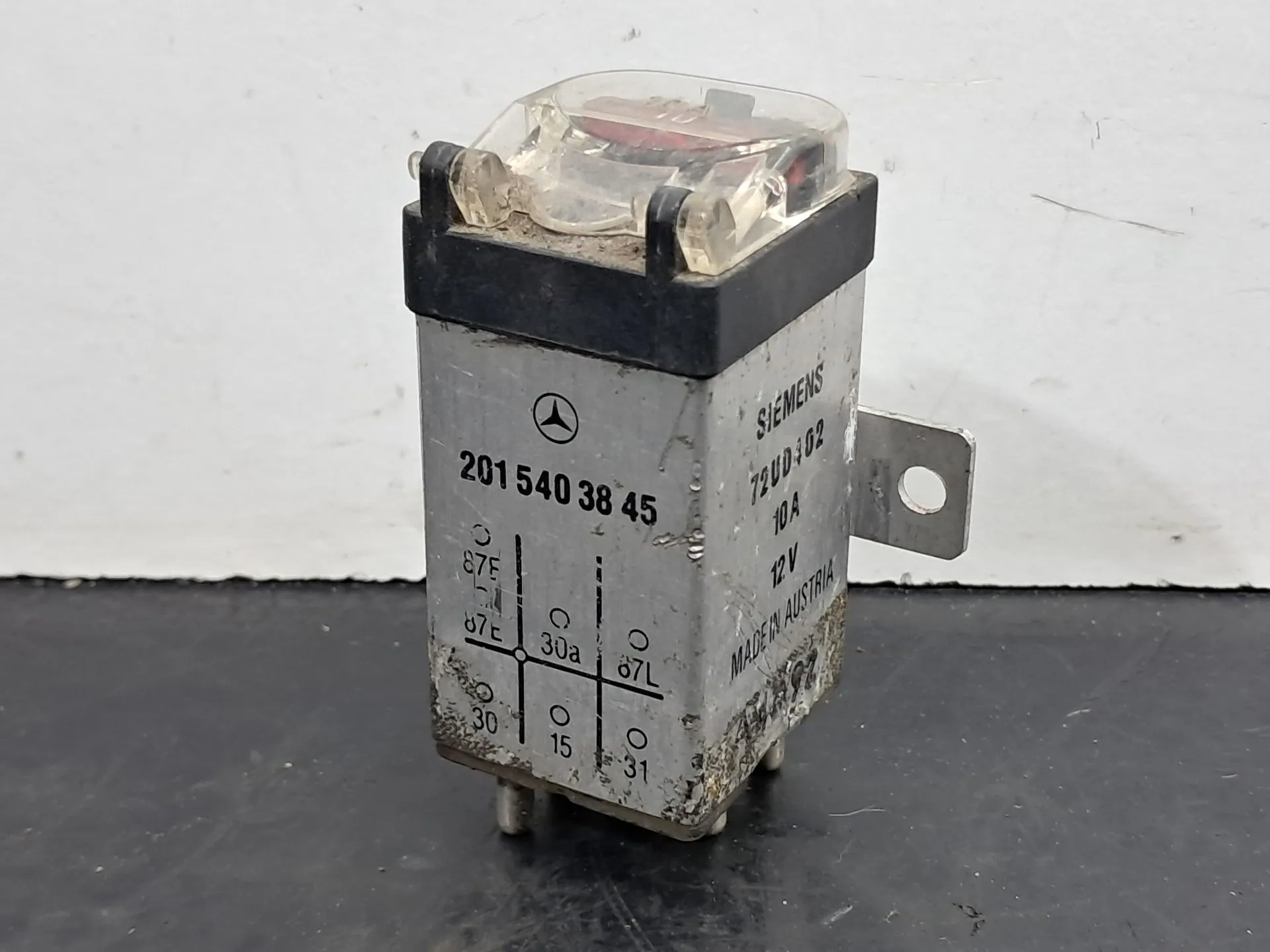 Botão / interruptor electromecânico / relé MERCEDES-BENZ 190 (W201)