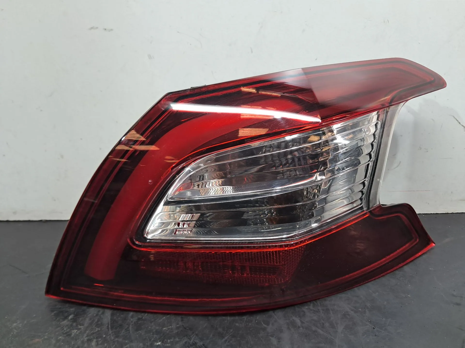Right Tail light PEUGEOT 308 II | 2013 - 2021