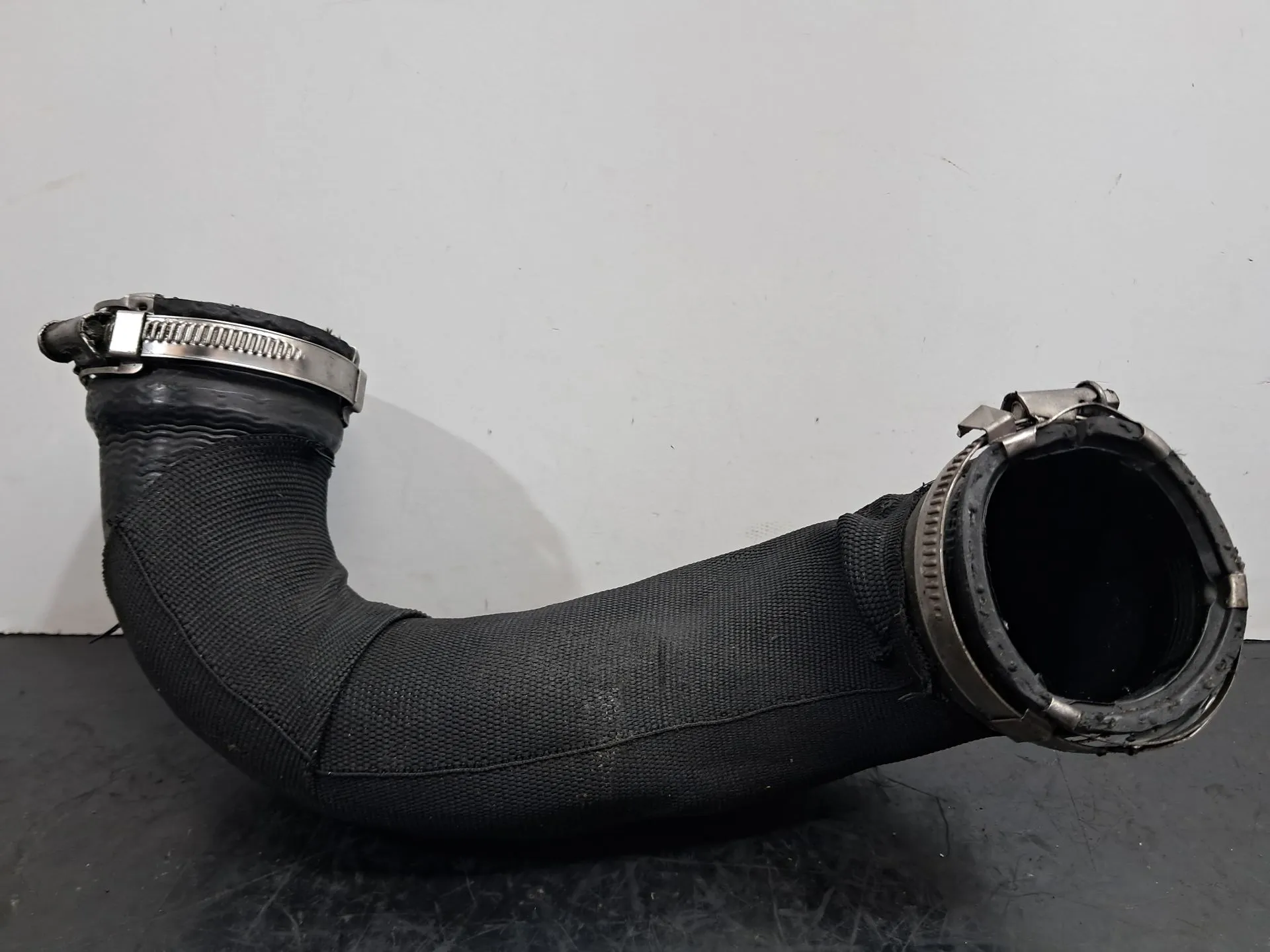 Tubo intercooler AUDI A4 Allroad (8KH, B8) Imagem-2