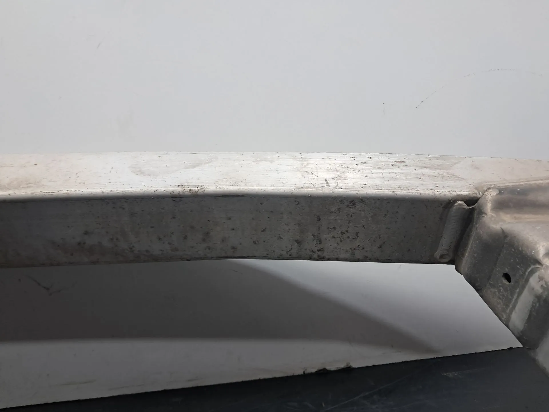Rear bumper reinforcement PORSCHE Panamera (970) Imagem-9