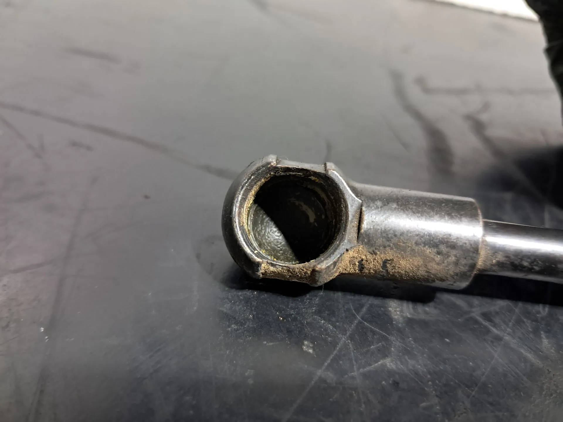 Amortecedor da mala PORSCHE Panamera (970) Imagem-2