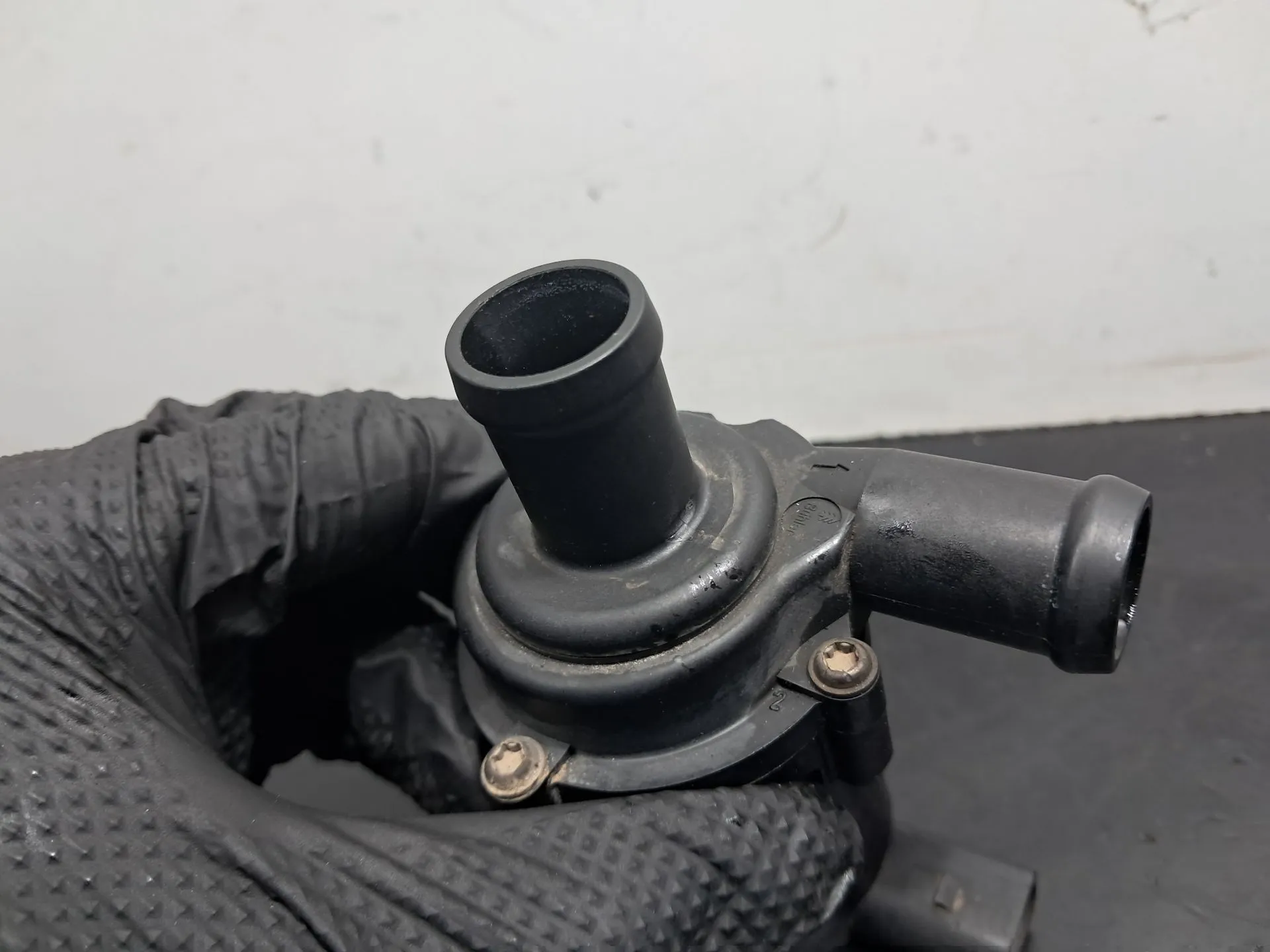 Bomba de água adicional PORSCHE Panamera (970) Imagem-3