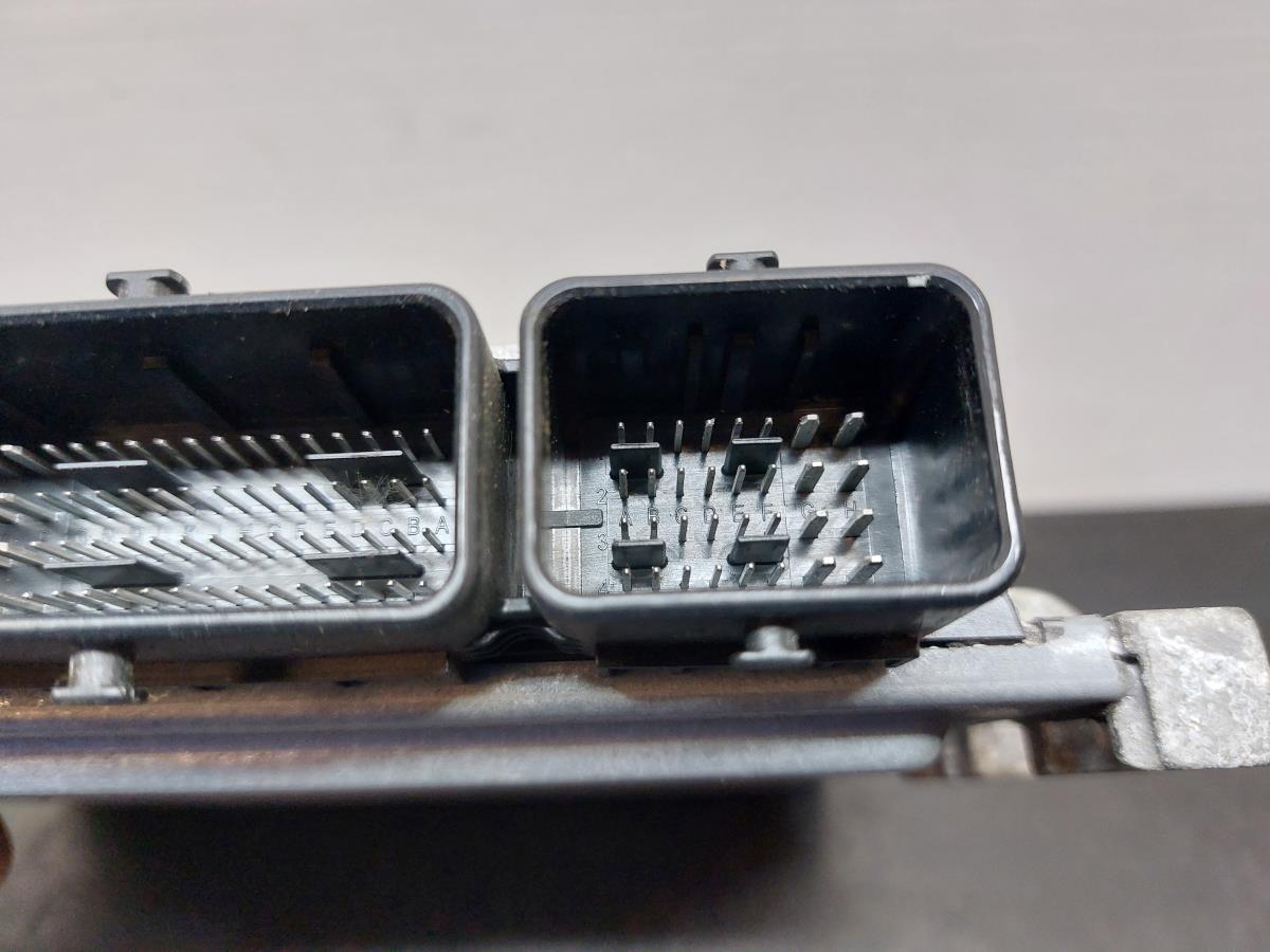Engine control unit / ECU RENAULT Megane III (BZ0_) Imagem-3