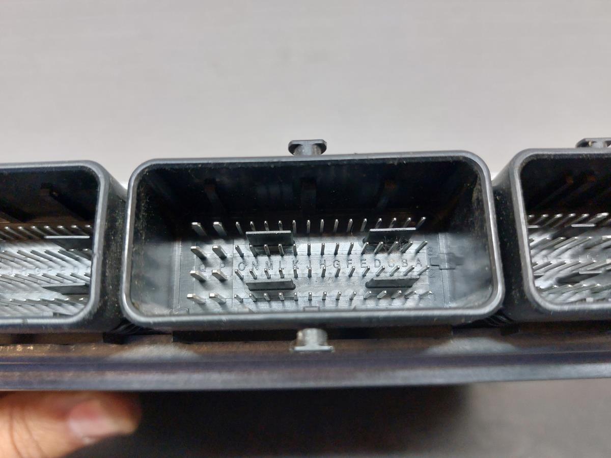 Engine control unit / ECU RENAULT Megane III (BZ0_) Imagem-4