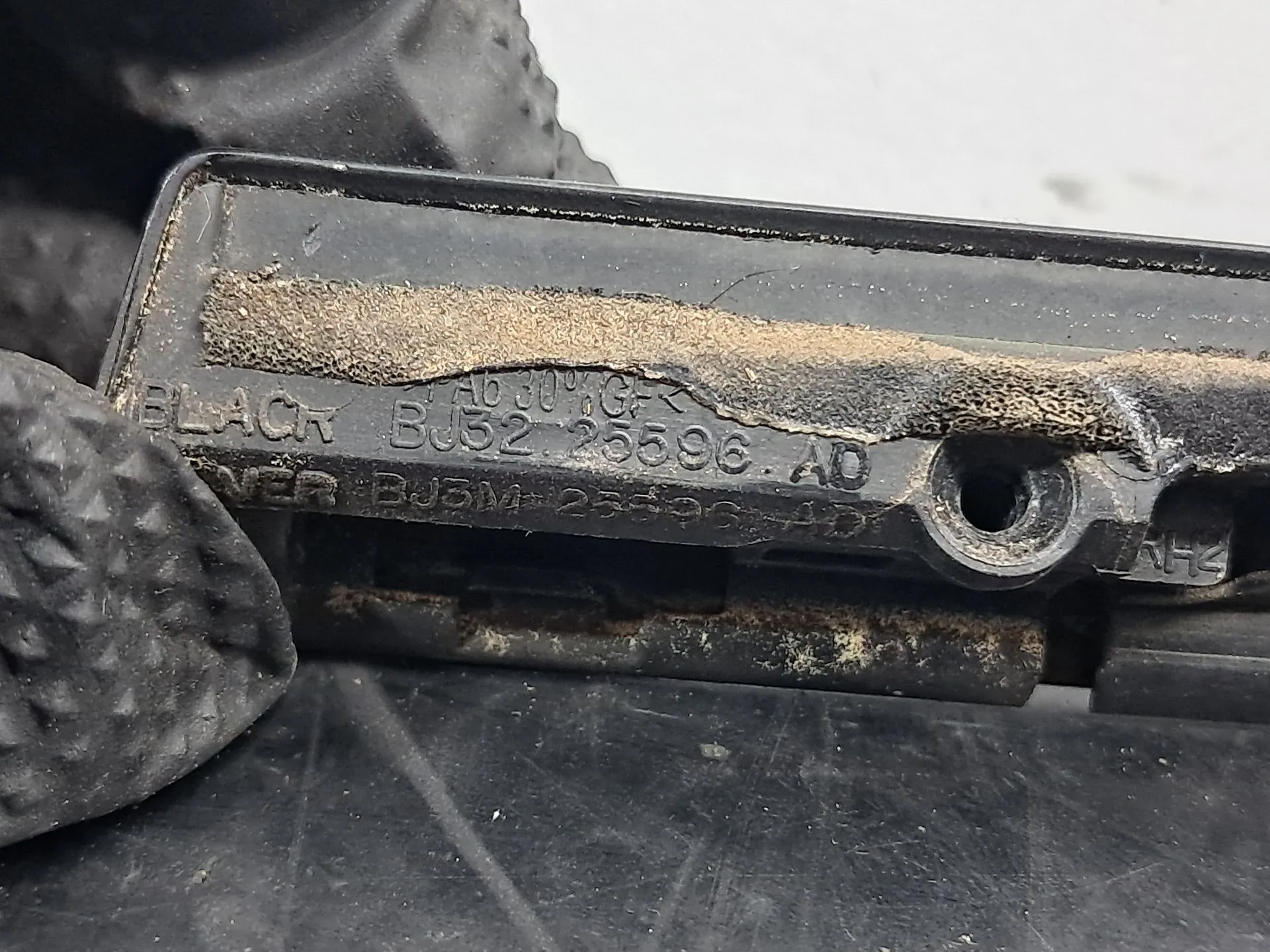 Raspador Vidrio de Puerta Trasera Derecha LAND ROVER Range Rover Evoque (L538) Imagem-8