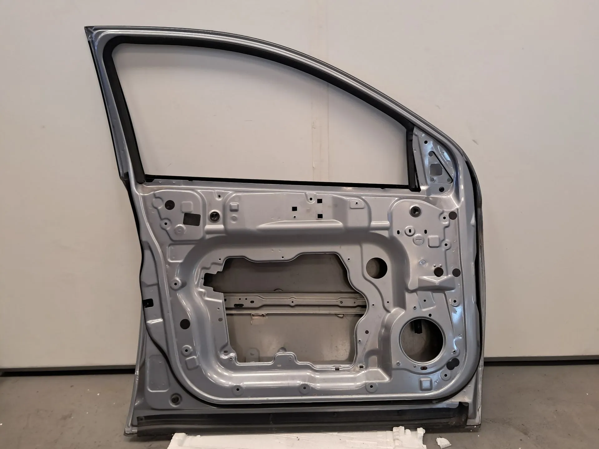 Left front Door NISSAN Qashqai/Qashqai+2 I (J10, JJ10) Imagem-7