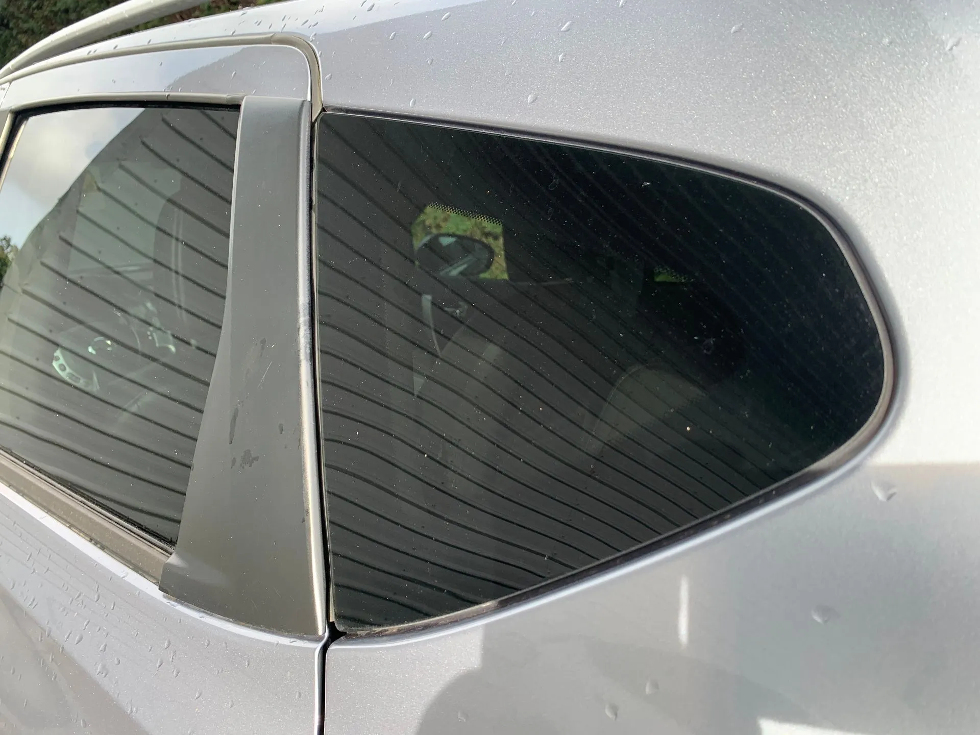 Left rear quarter glass NISSAN Qashqai/Qashqai+2 I (J10, JJ10) Imagem-1