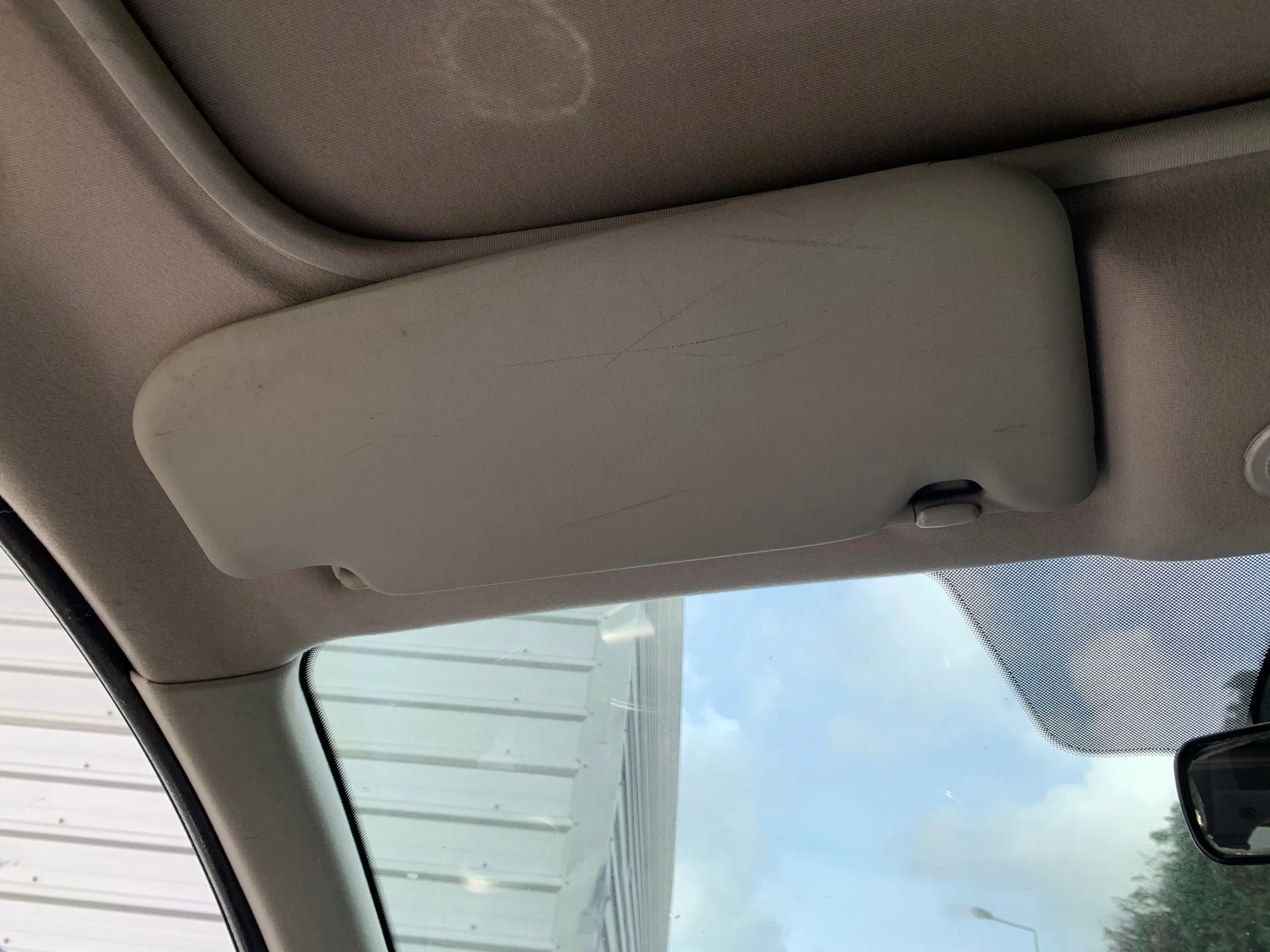 Left Sun Visor NISSAN Qashqai/Qashqai+2 I (J10, JJ10)
