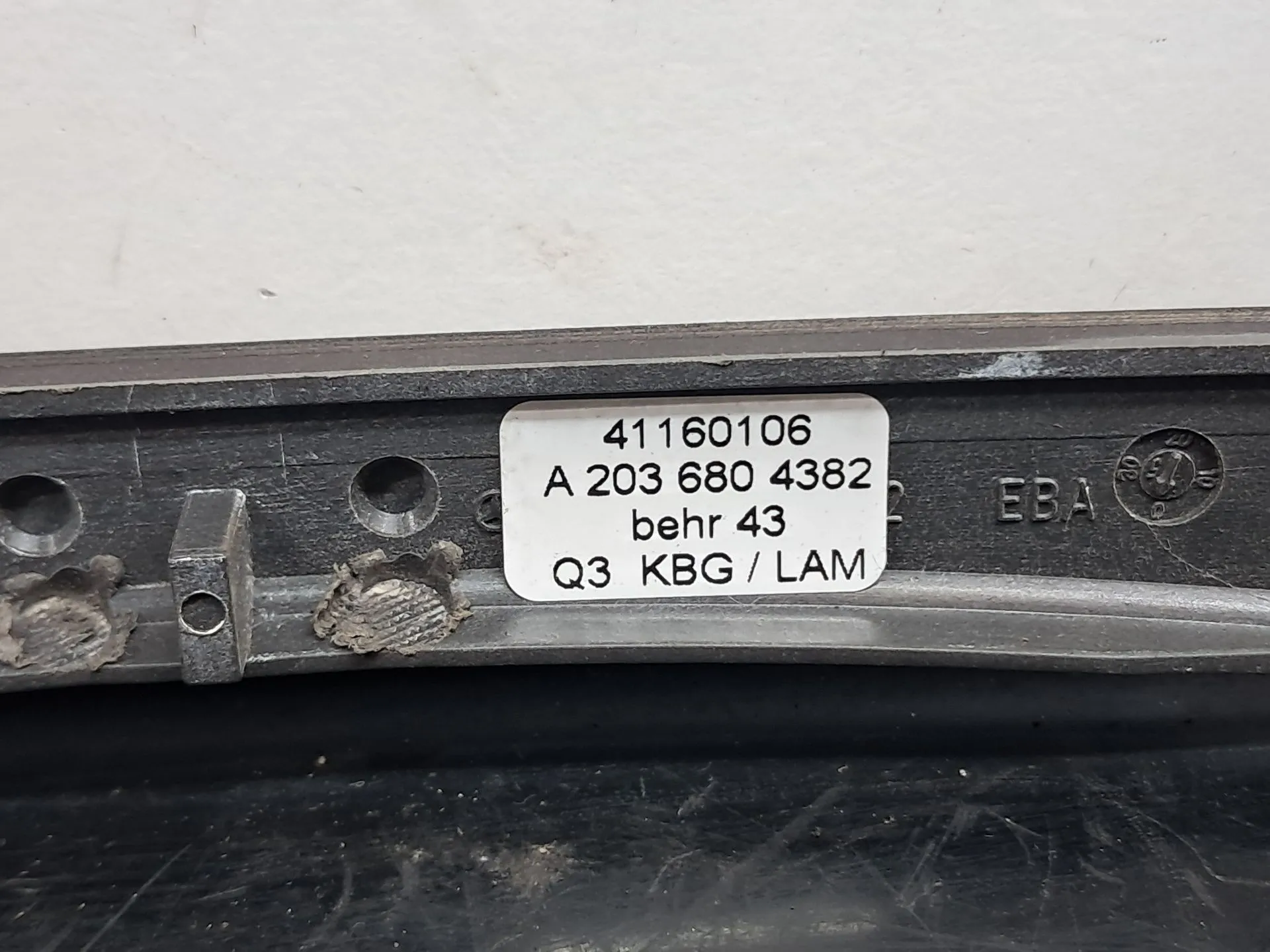 Friso tablier MERCEDES-BENZ Classe C Carrinha (S203) Imagem-3