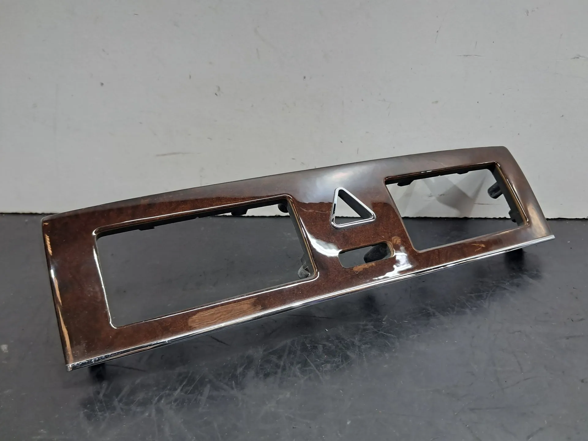 Friso tablier MERCEDES-BENZ Classe C Carrinha (S203)
