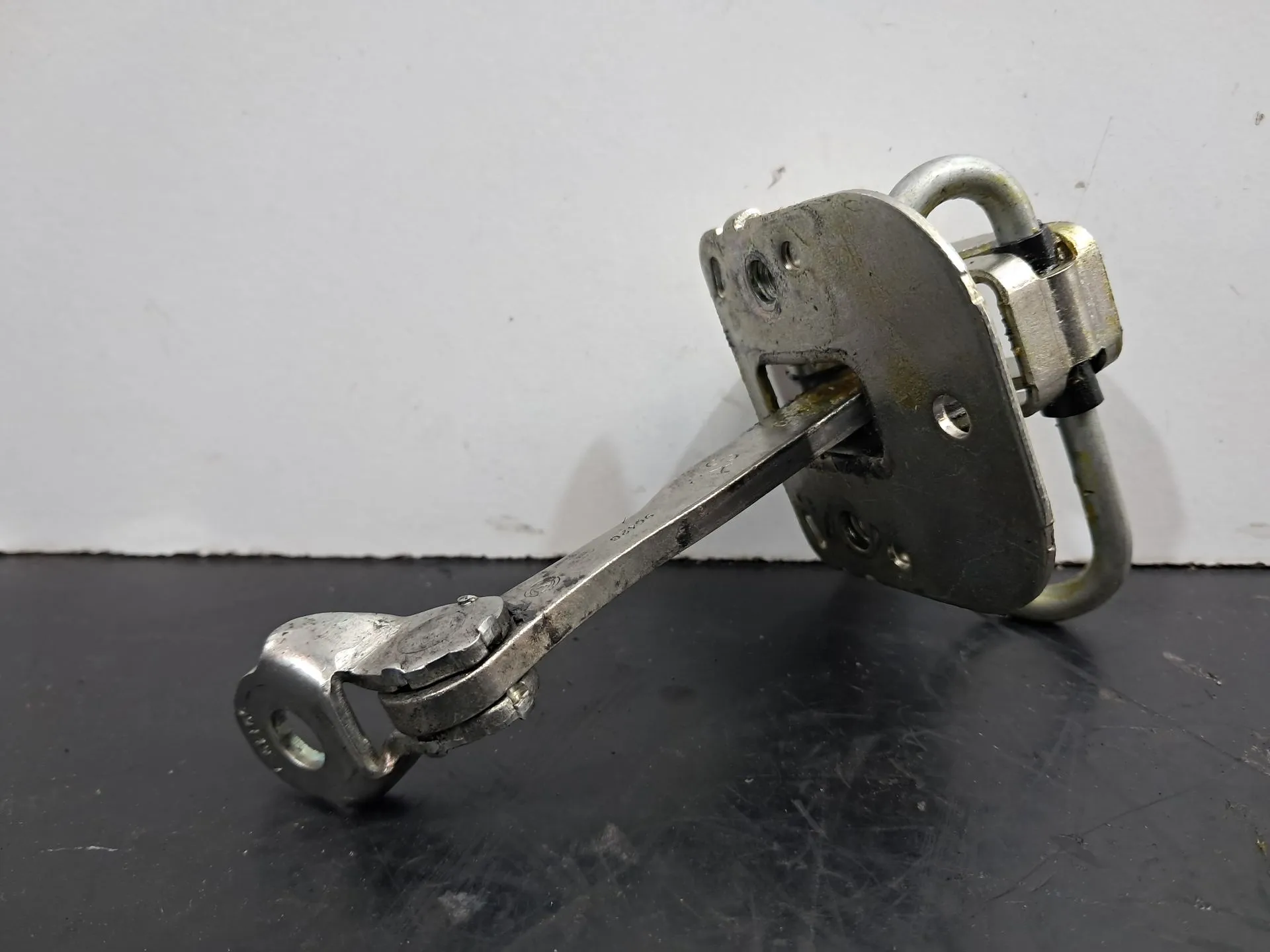 Limitatore porta anteriore destro LANCIA Musa (350_)