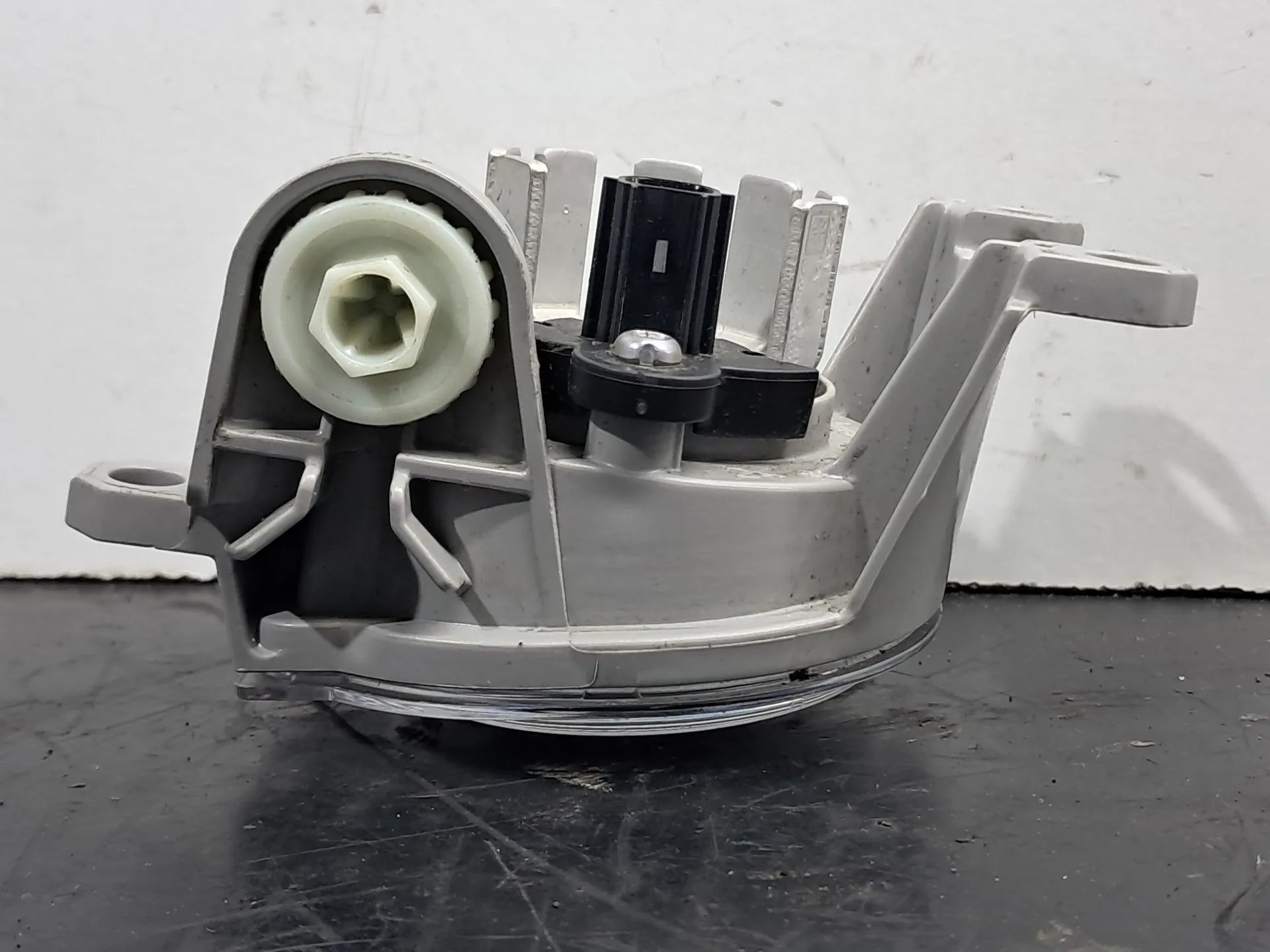 Faro antiniebla delantero derecho TOYOTA RAV4 V (_A5_, _H5_) Imagem-2