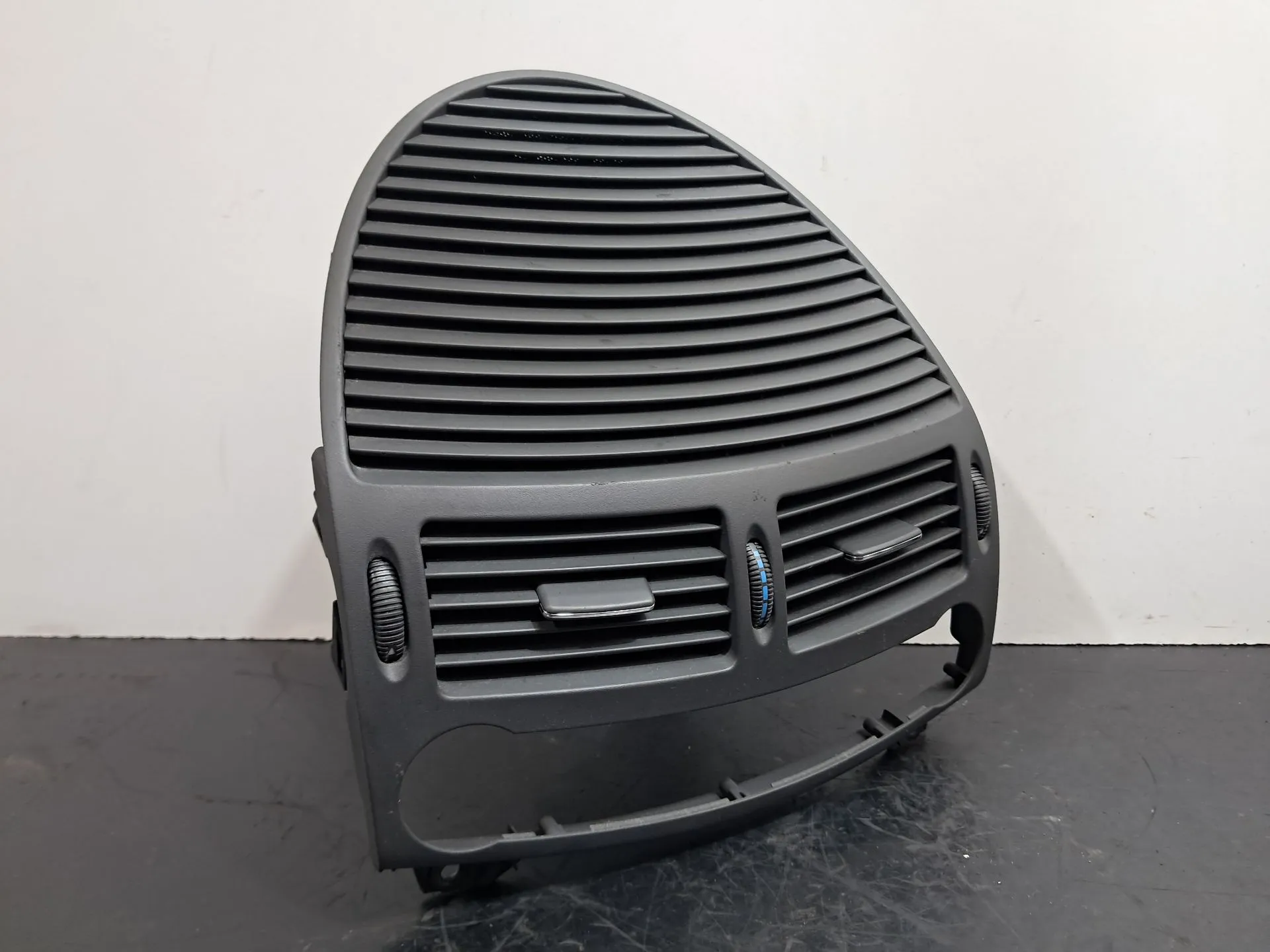 Diffusore / uscita aria MERCEDES-BENZ Classe E (W211)