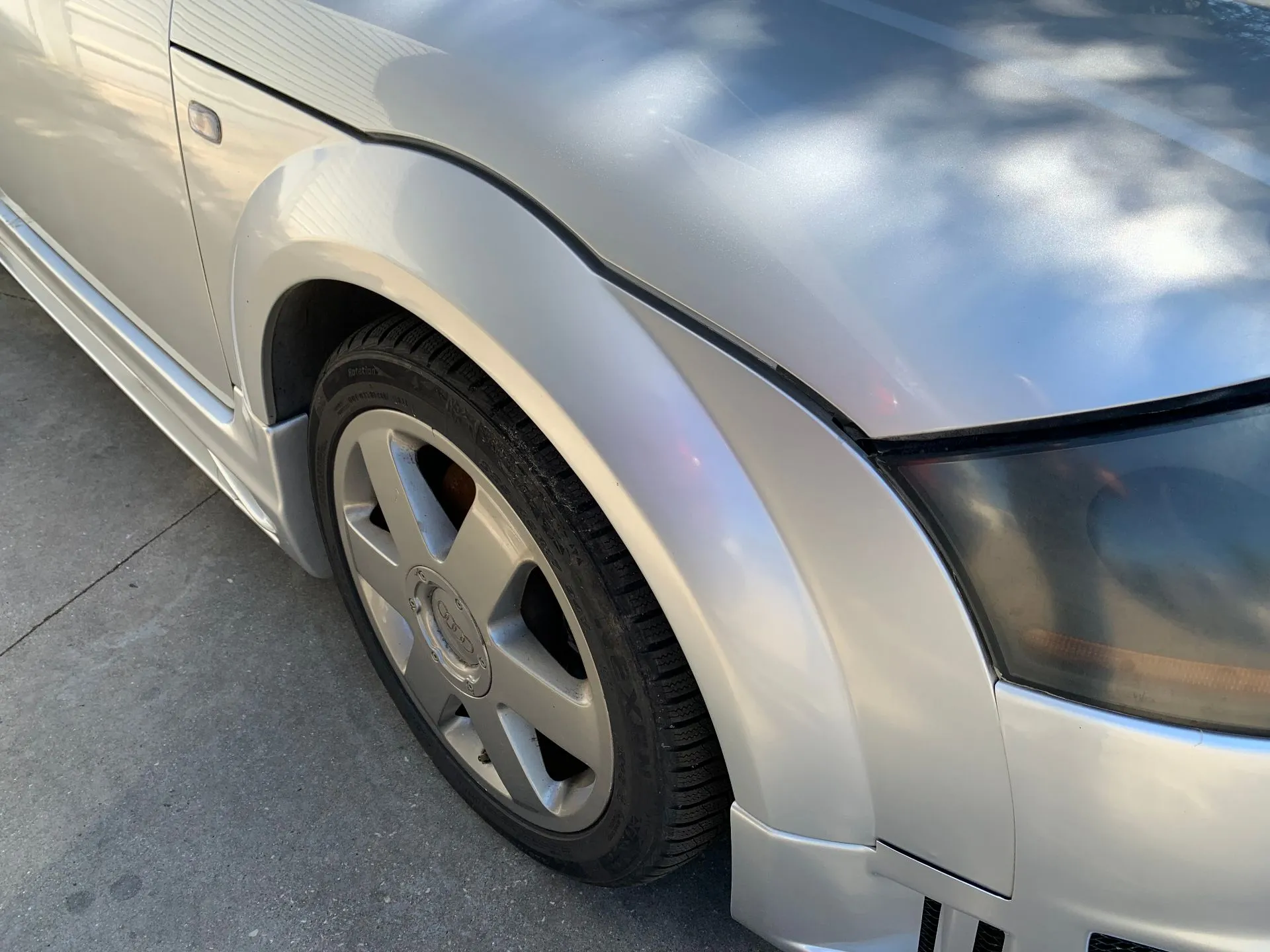 Guarda-lamas direito AUDI TT Roadster (8N9)