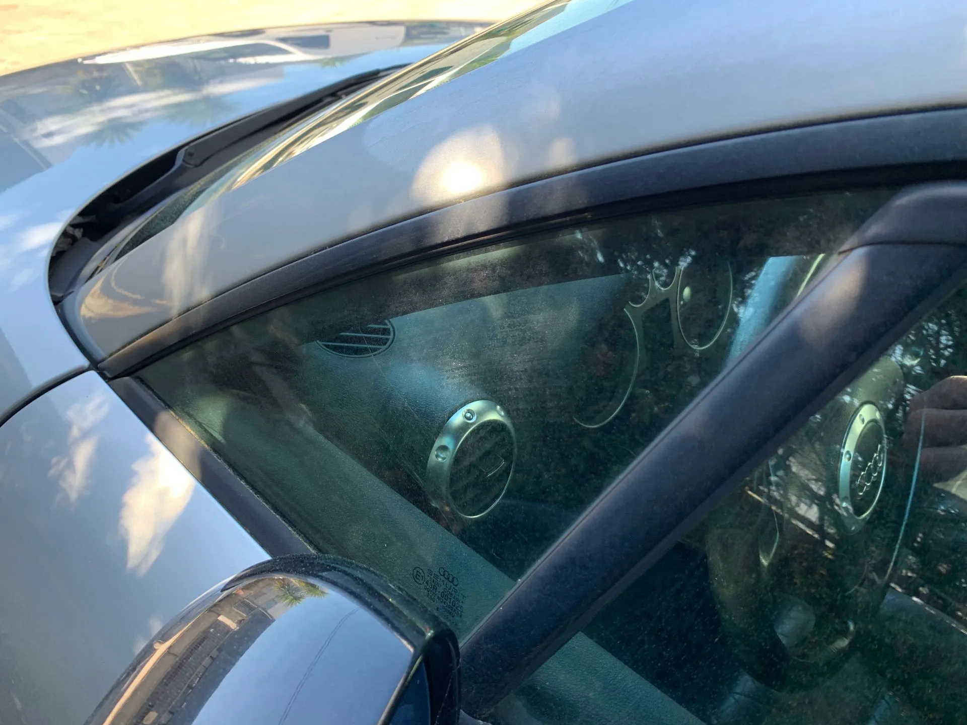 Vidro triangular frente esquerdo AUDI TT Roadster (8N9)