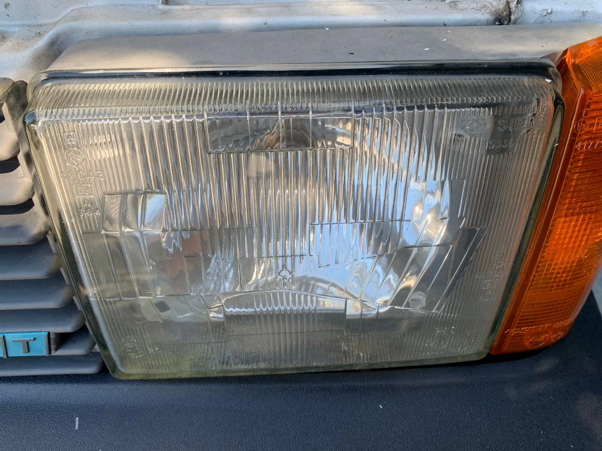 Ótica / farol esquerda FIAT Panda (141_)