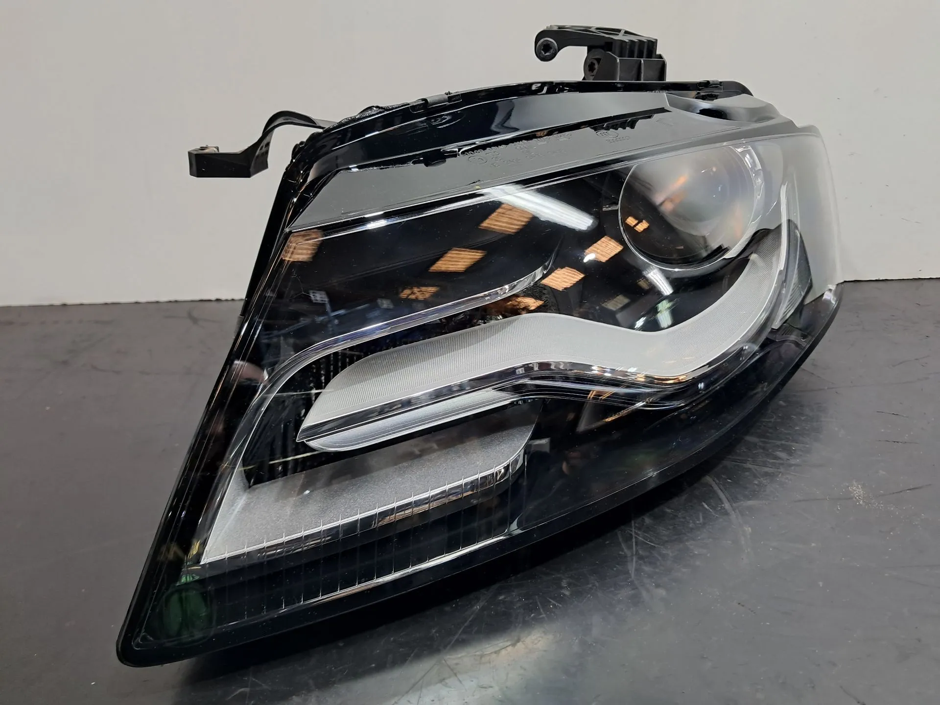 Óptica / faro Izquierdo AUDI A4 (8K2, B8) Imagem-2