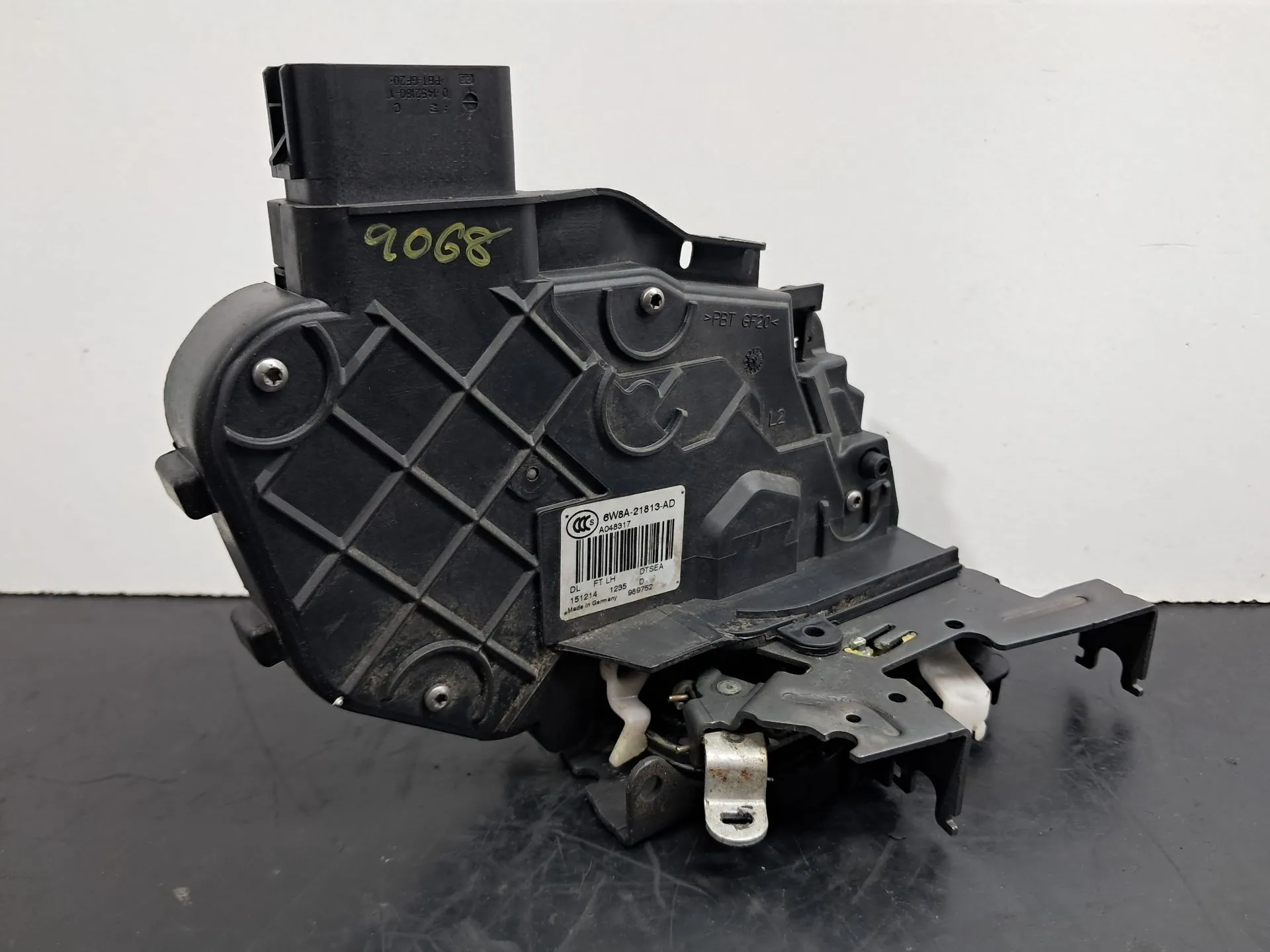 Fechadura / fecho porta frente esquerdo LAND ROVER Range Rover Evoque (L538) | 2011 - 2019