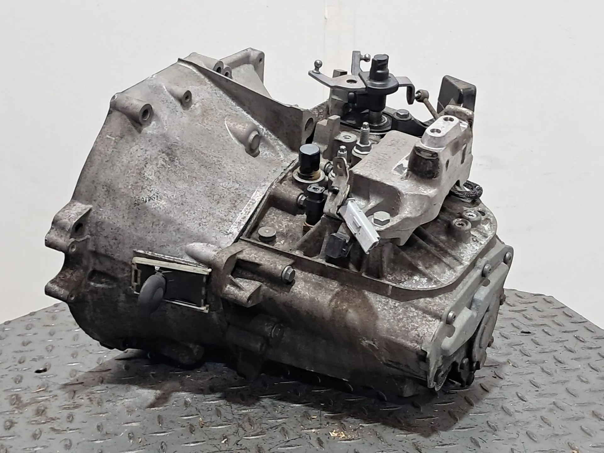 Caixa de velocidades manual PEUGEOT 308 II Imagem-2