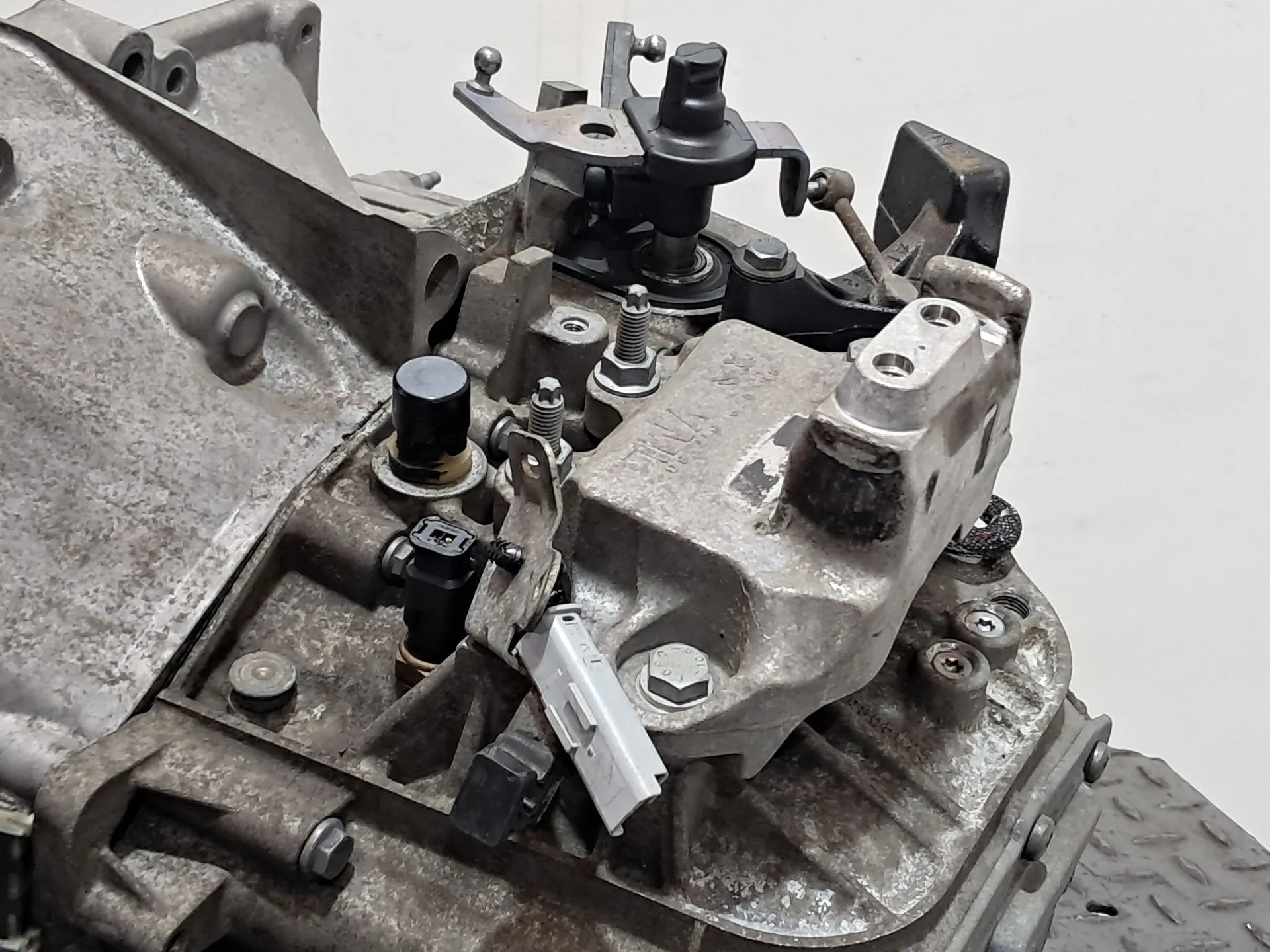 Caixa de velocidades manual PEUGEOT 308 II Imagem-4