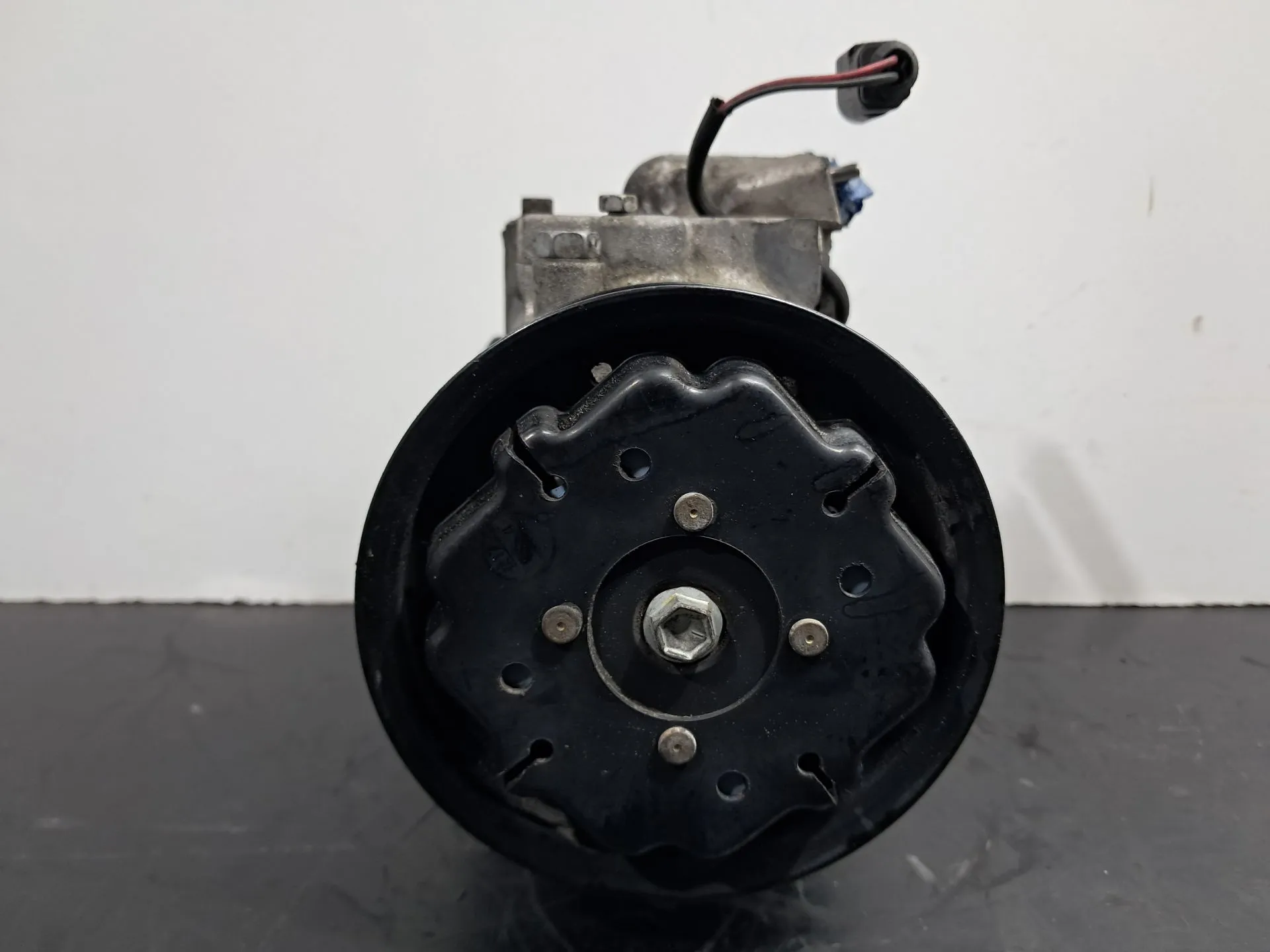 Compresseur AC SEAT Ibiza III (6L1) Imagem-5