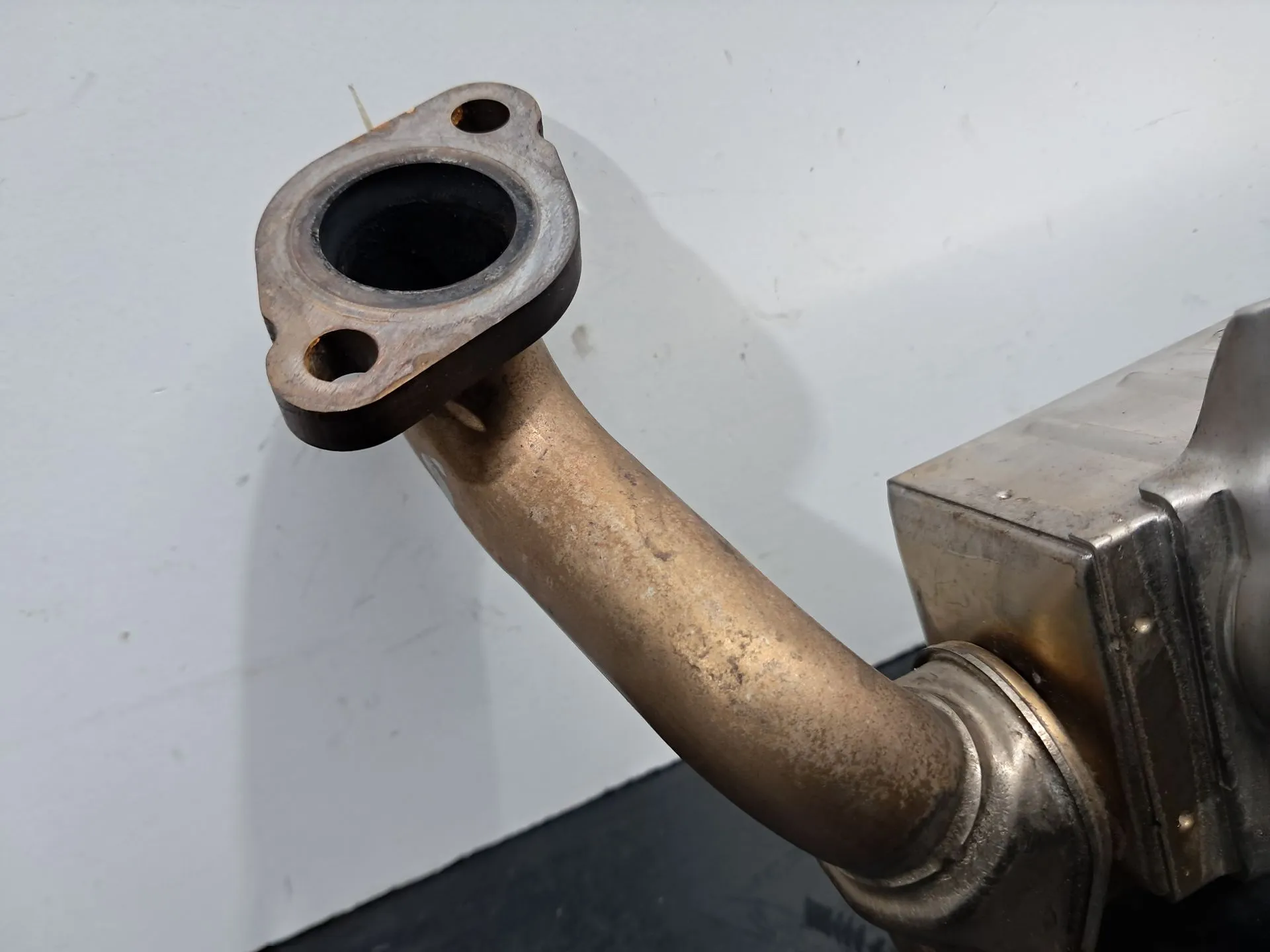 Radiador de gases / EGR TOYOTA Avensis Sedan (_T27_) Imagem-5