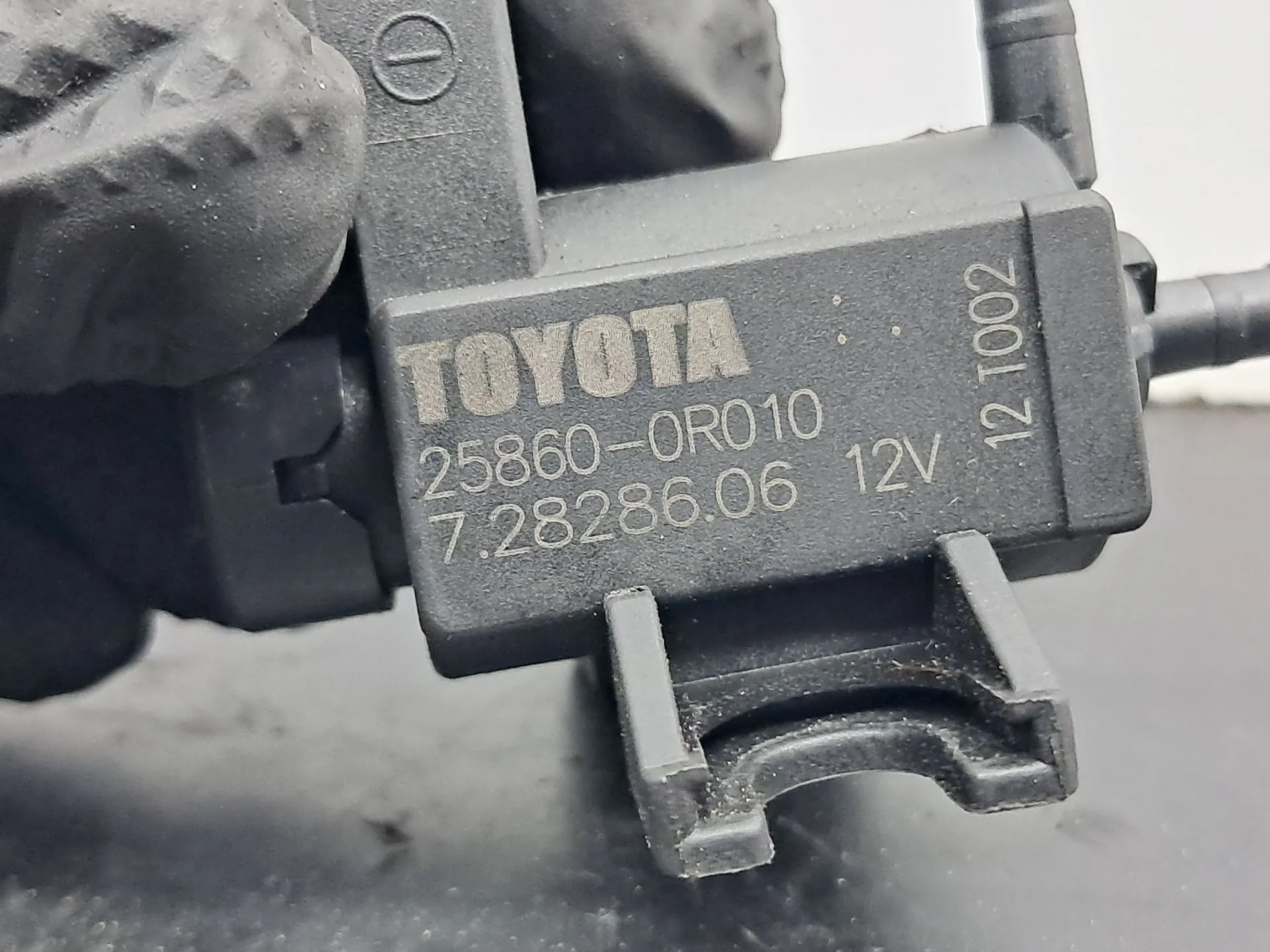 Elettrovalvola Convertitore Pressione TOYOTA Avensis Sedan (_T27_) Imagem-1