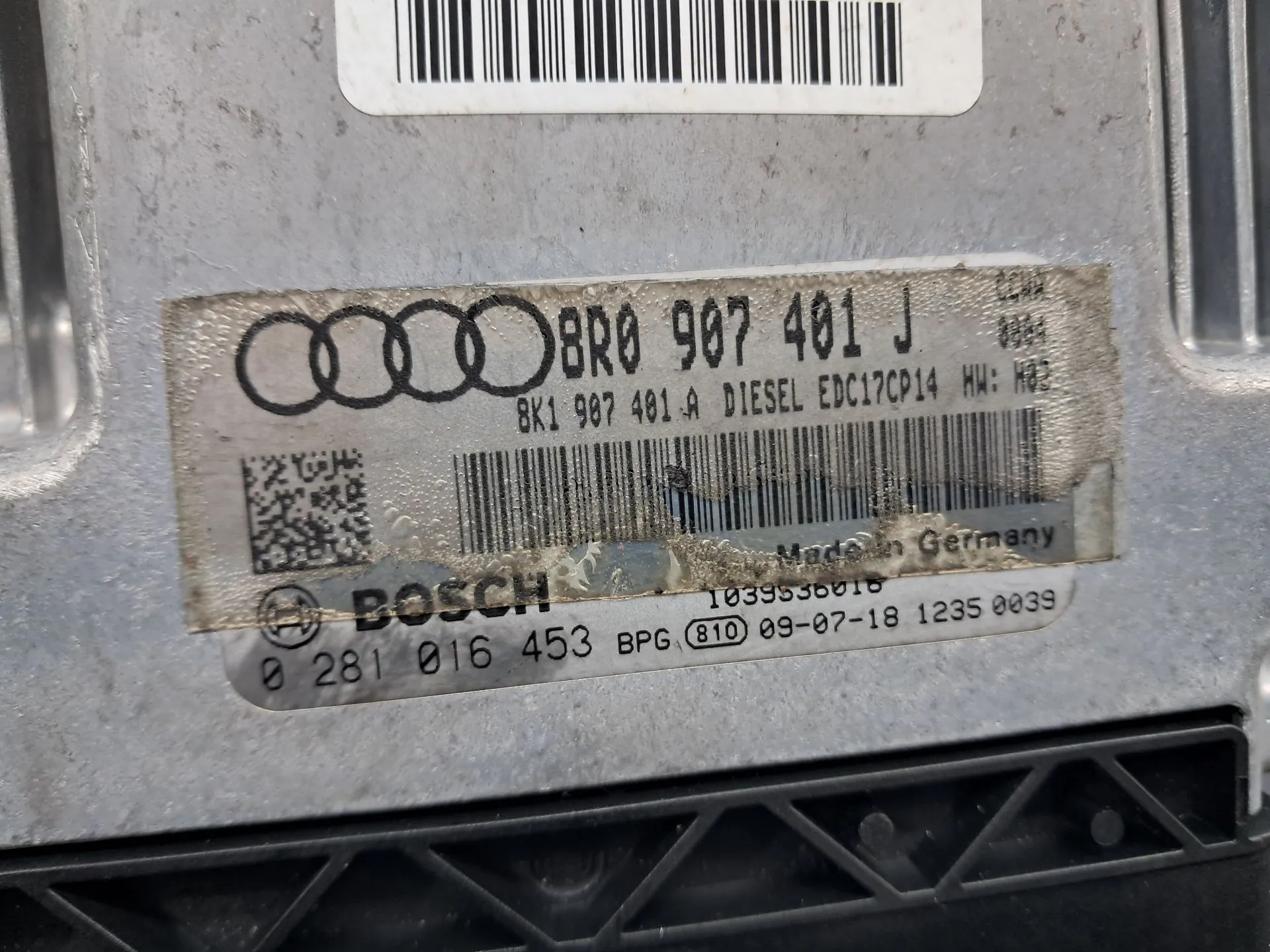 Centralina motore / ECU AUDI Q5 (8R) Imagem-1