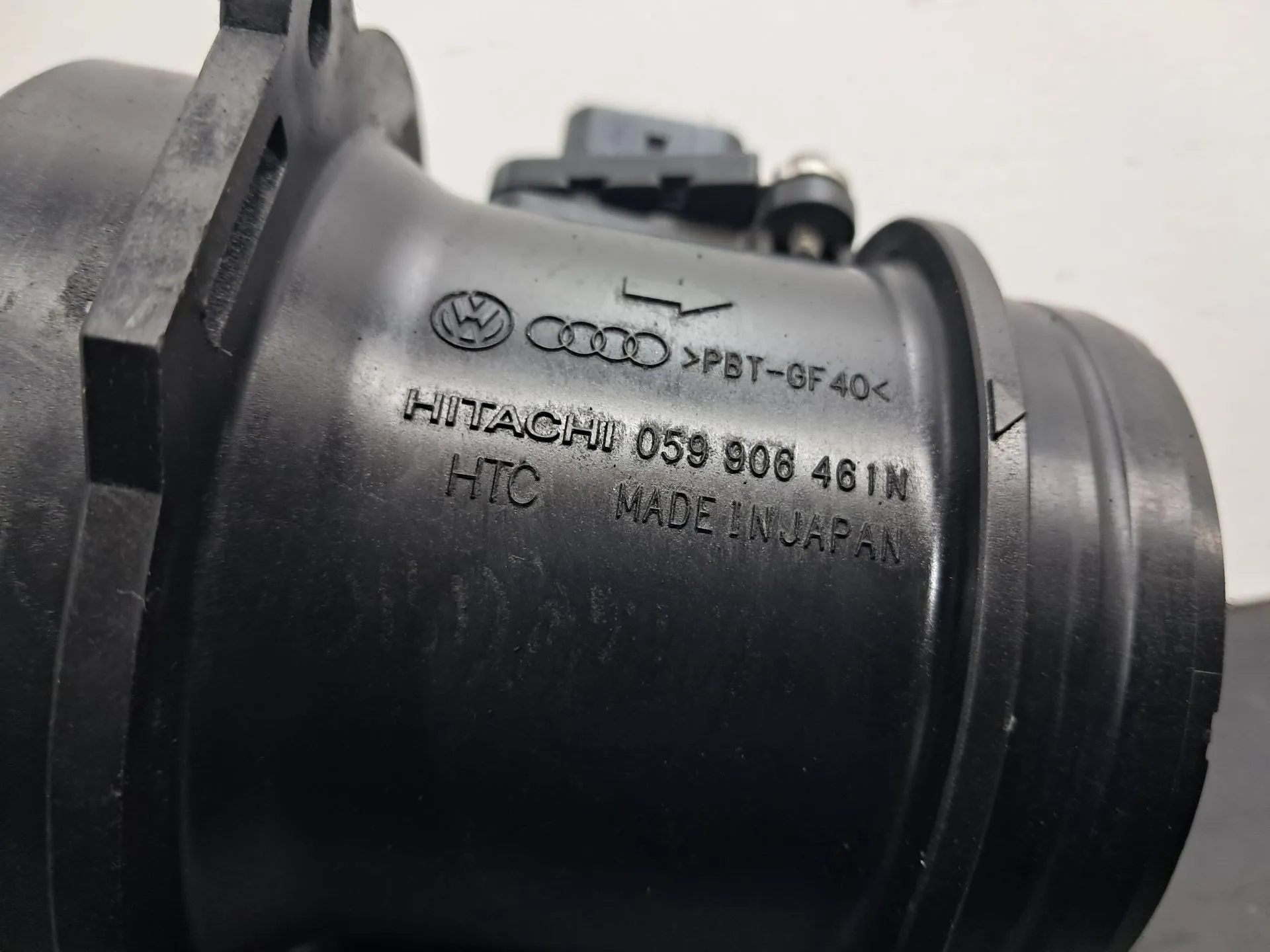 Debimetro AUDI Q5 (8R) Imagem-1