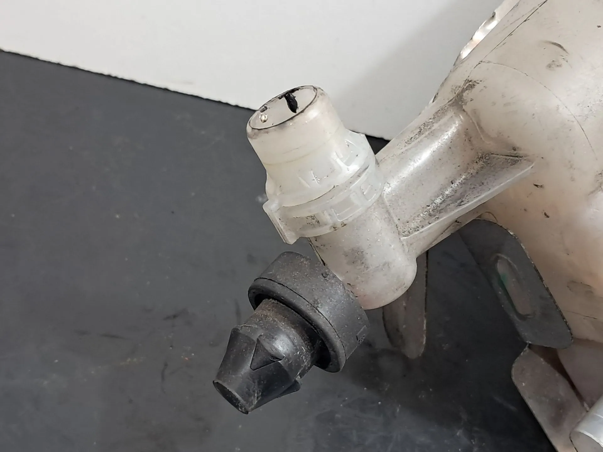 Vaschetta acqua radiatore AUDI Q5 (8R) Imagem-2