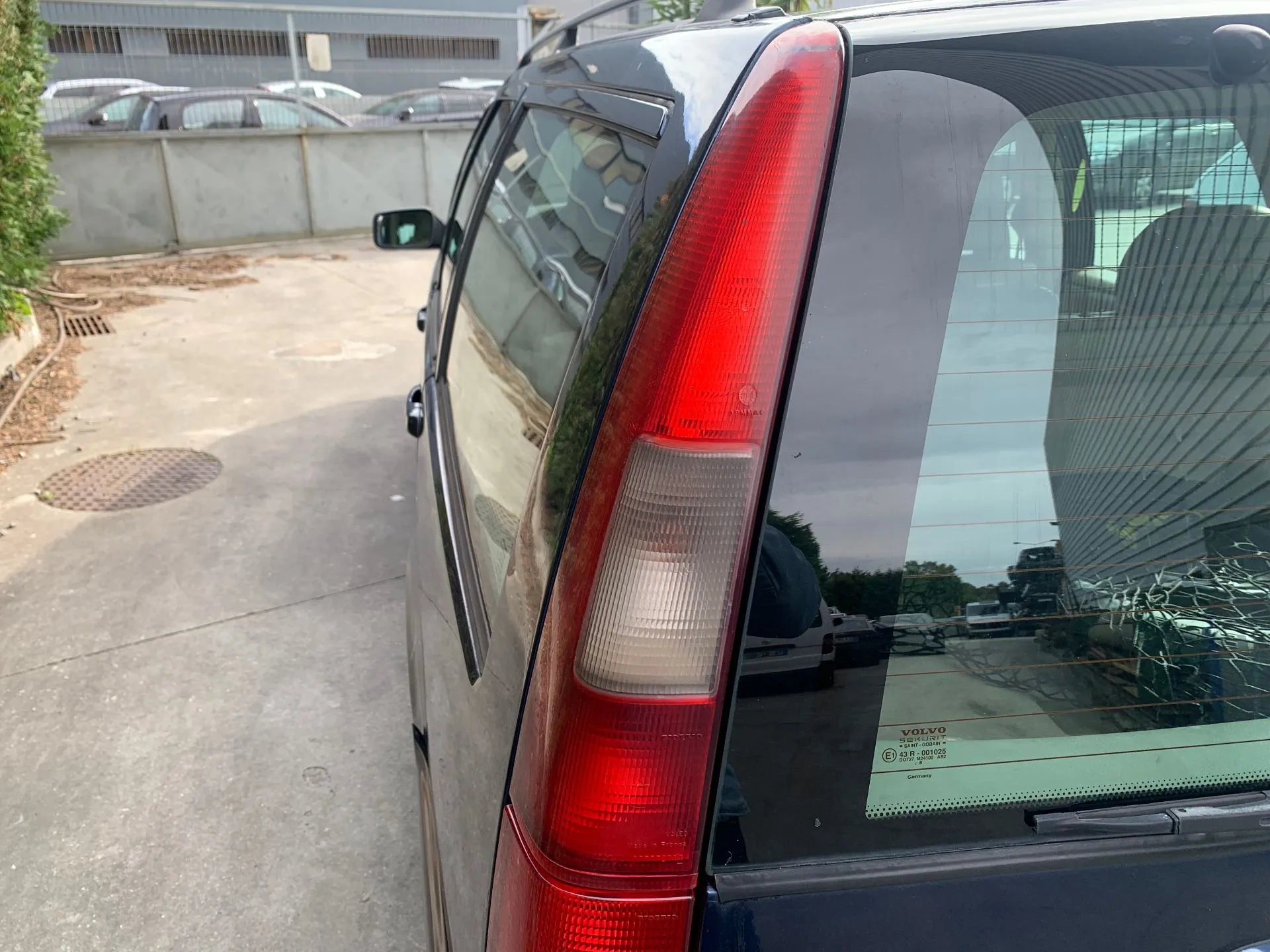 Feu arrière Gauche VOLVO V70 I (LV)