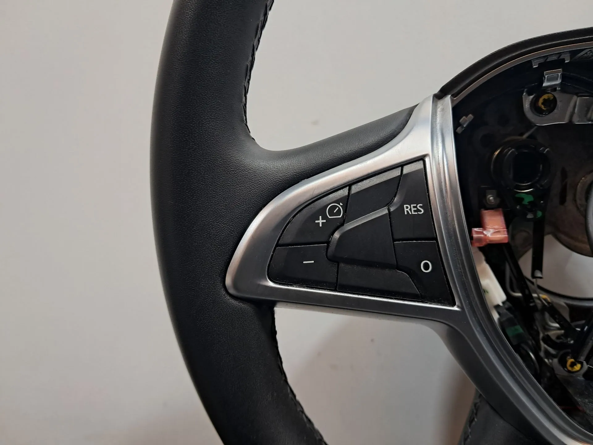 Volante DACIA Duster (HM_) Imagem-3