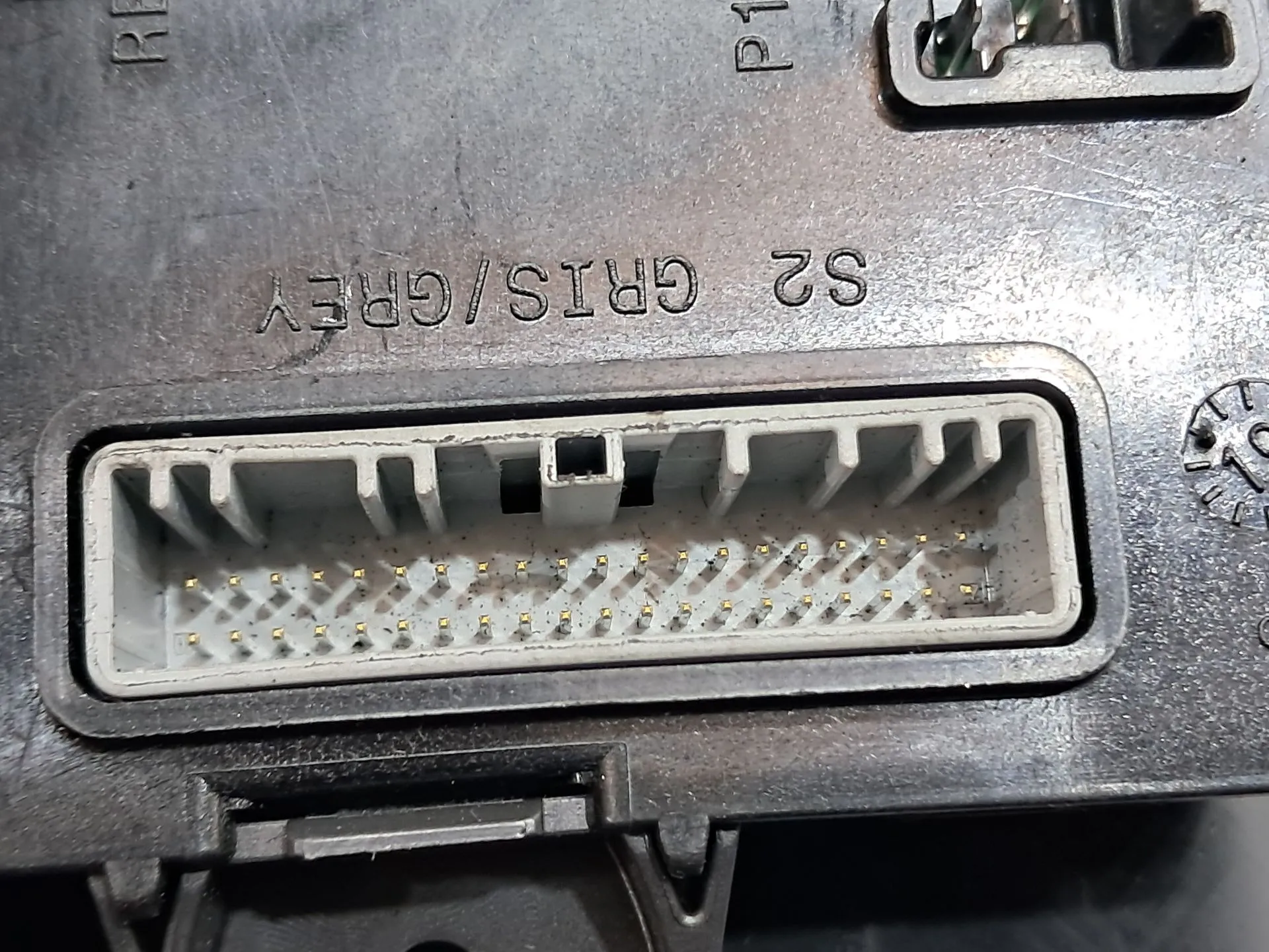 Caixa fusíveis / SAM / BSI DACIA Duster (HM_) Imagem-6