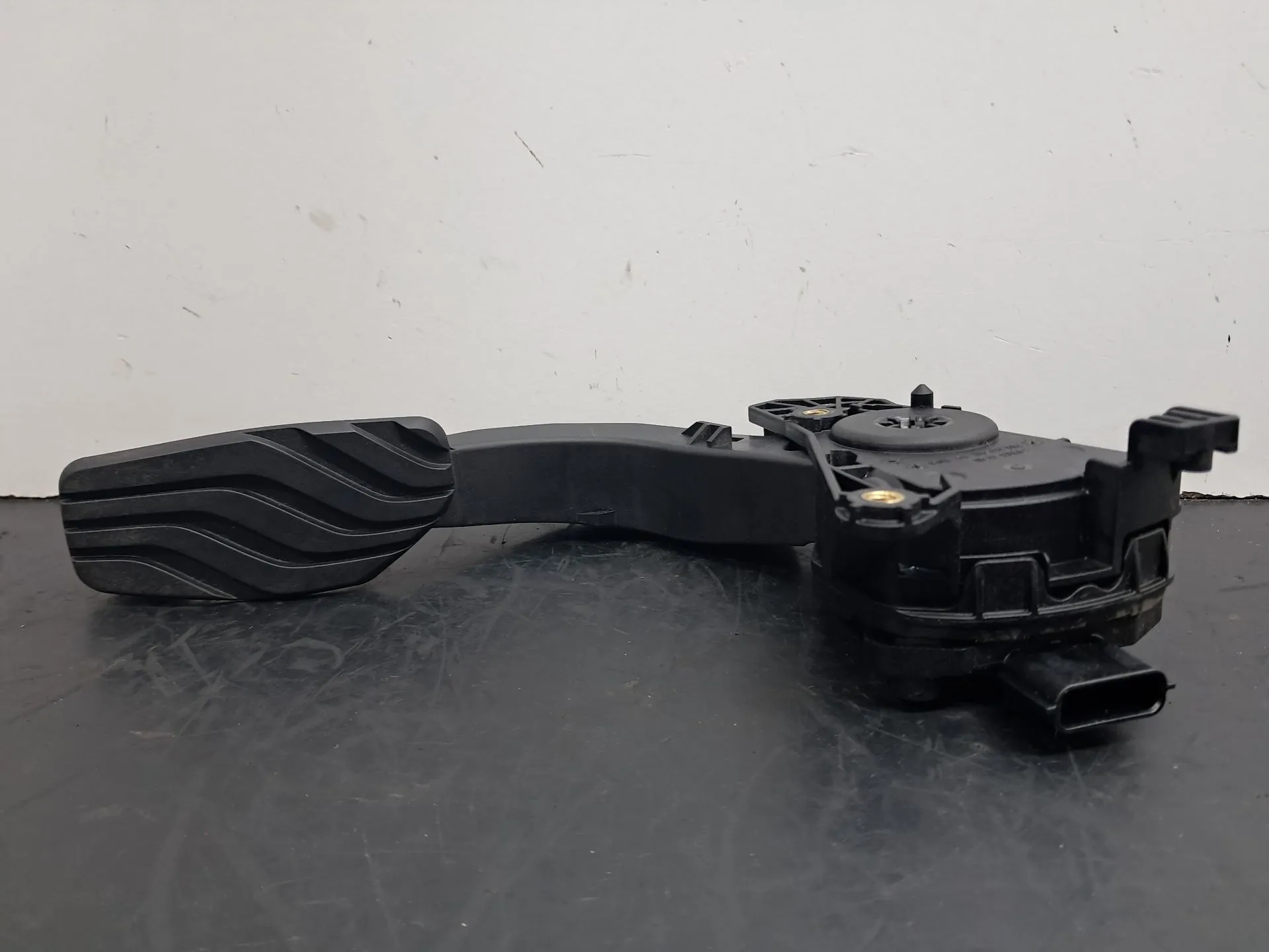 Pedal do acelerador DACIA Duster (HM_) Imagem-1