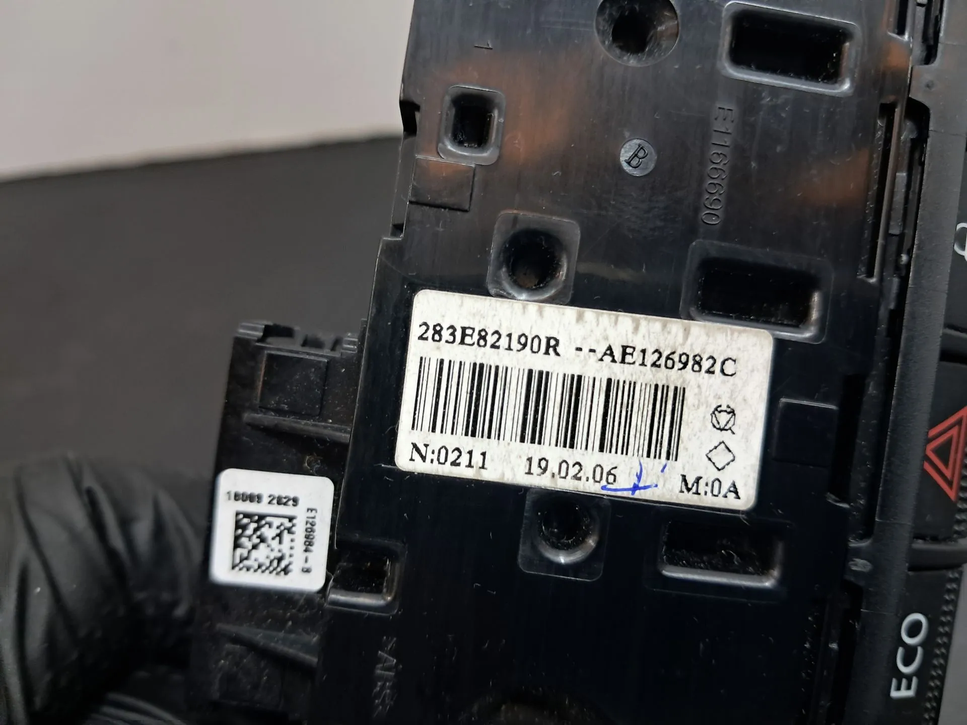 Comando / botão / interruptor multifunções DACIA Duster (HM_) Imagem-2