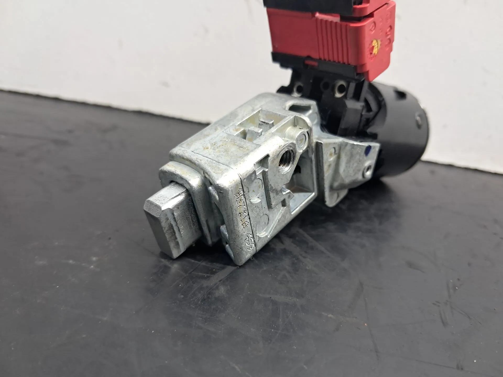 Canhão da ignição DACIA Duster (HM_) Imagem-3