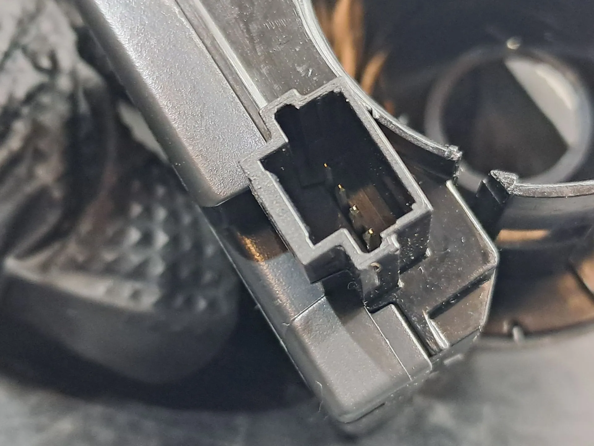 Antena DACIA Duster (HM_) Imagem-3