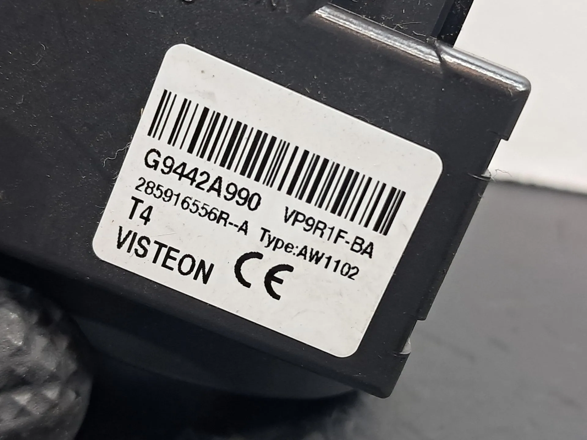 Antena DACIA Duster (HM_) Imagem-1