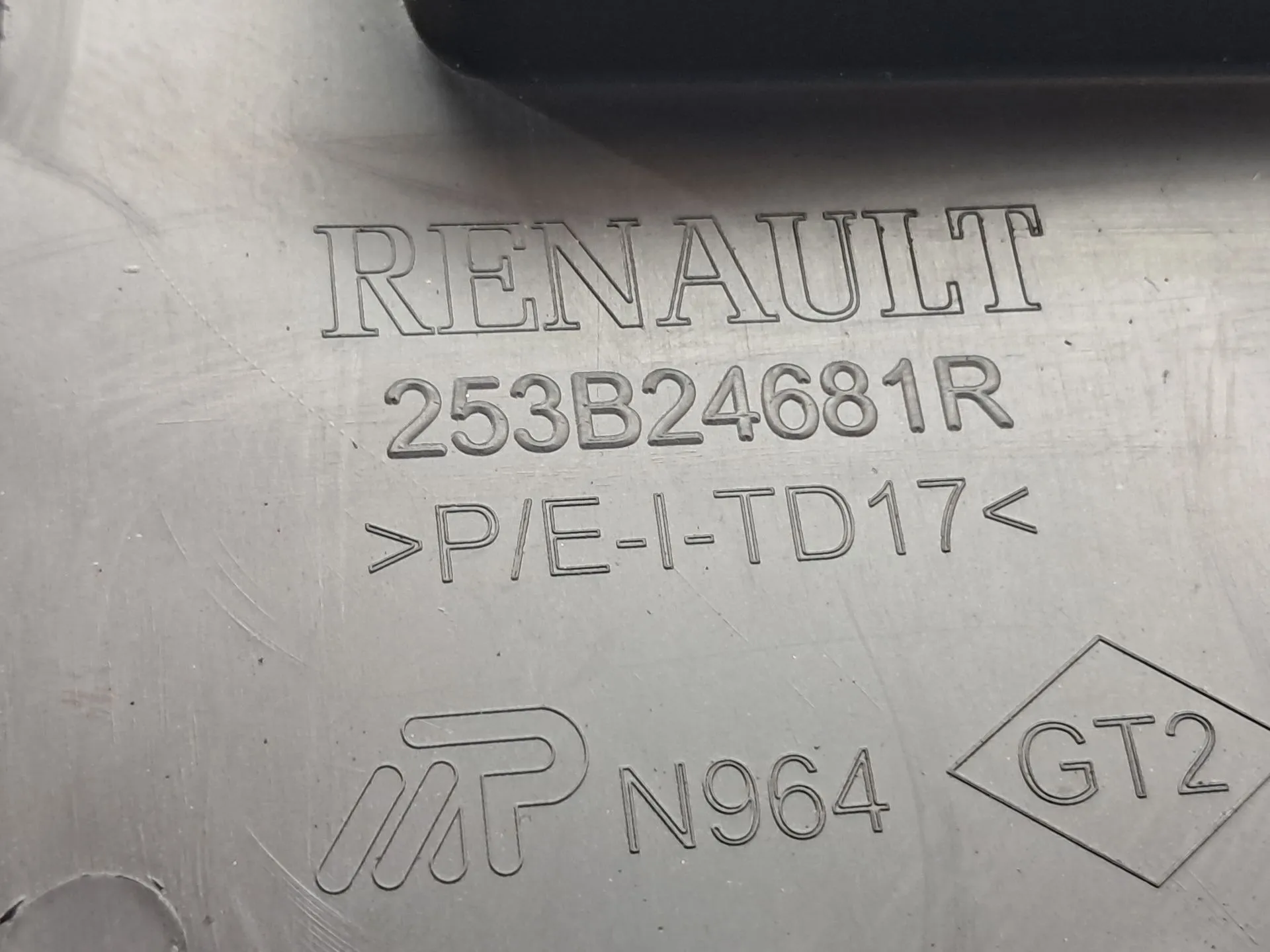 Tampa / cobertura genérica DACIA Duster (HM_) Imagem-3